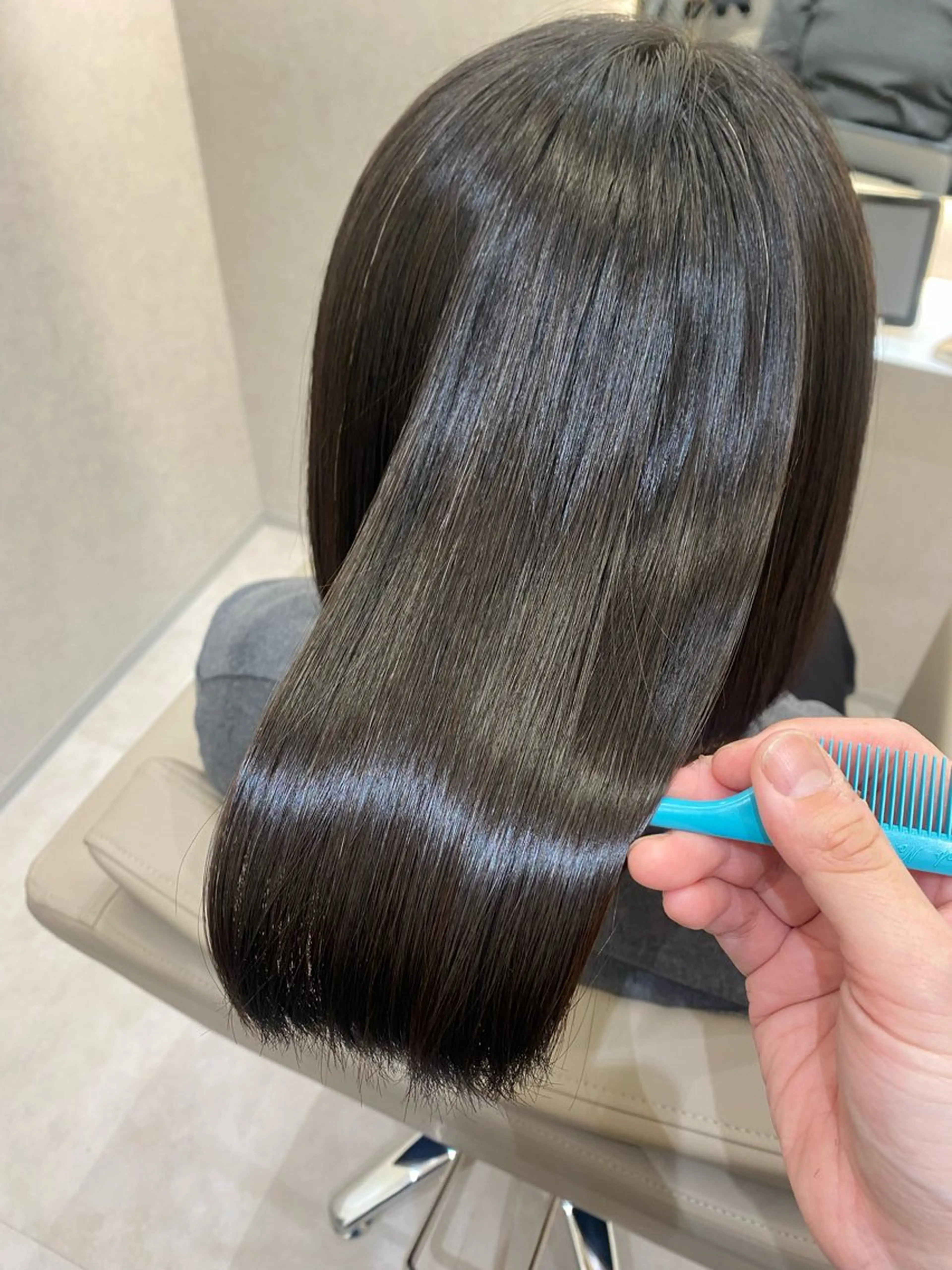 セミロング 髪質改善 トリートメント 艶髪🌟髪質改善✨ Zinaヤマダ チサのヘアスタイル