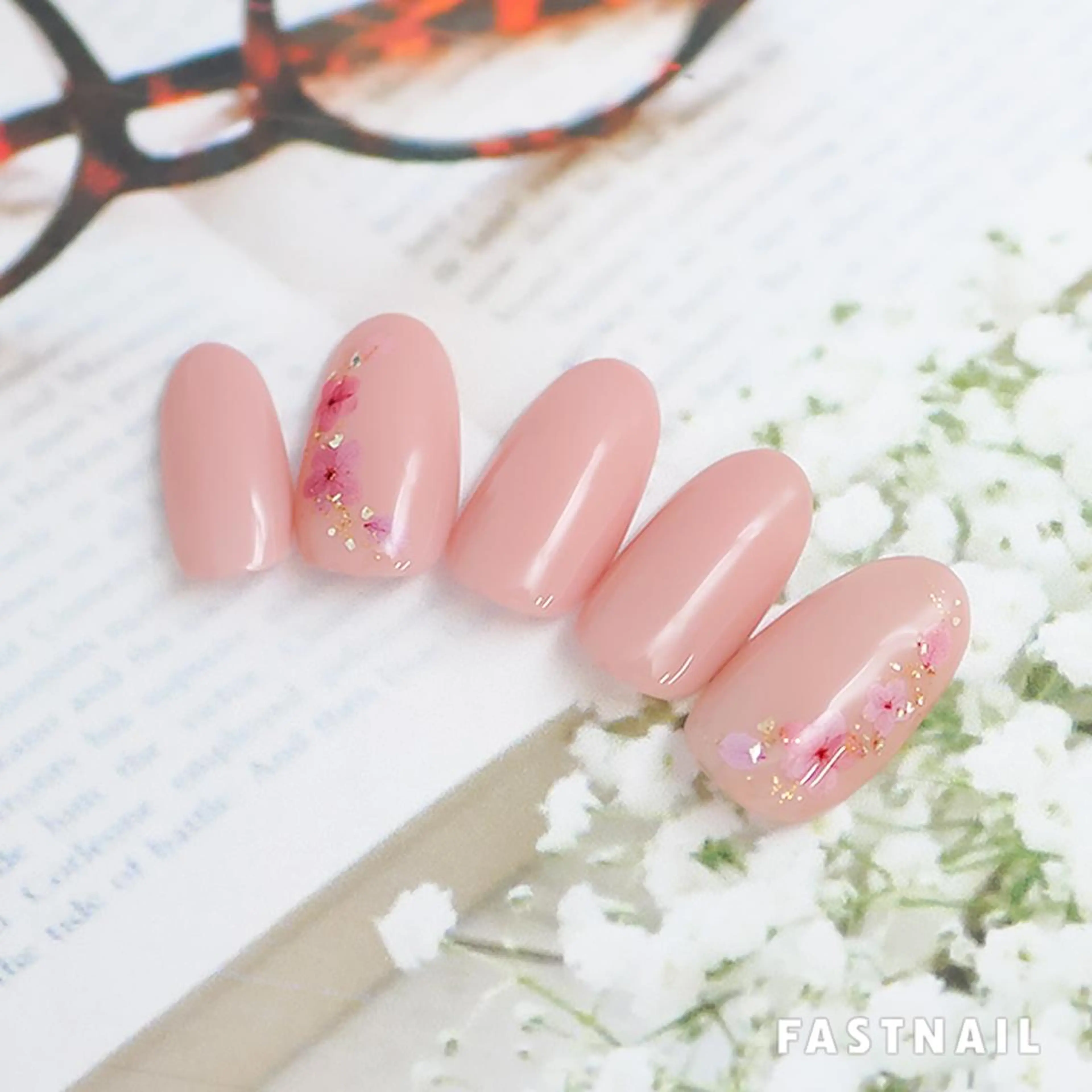 ネイル ファストネイル　ロコ 志免のネイルデザイン