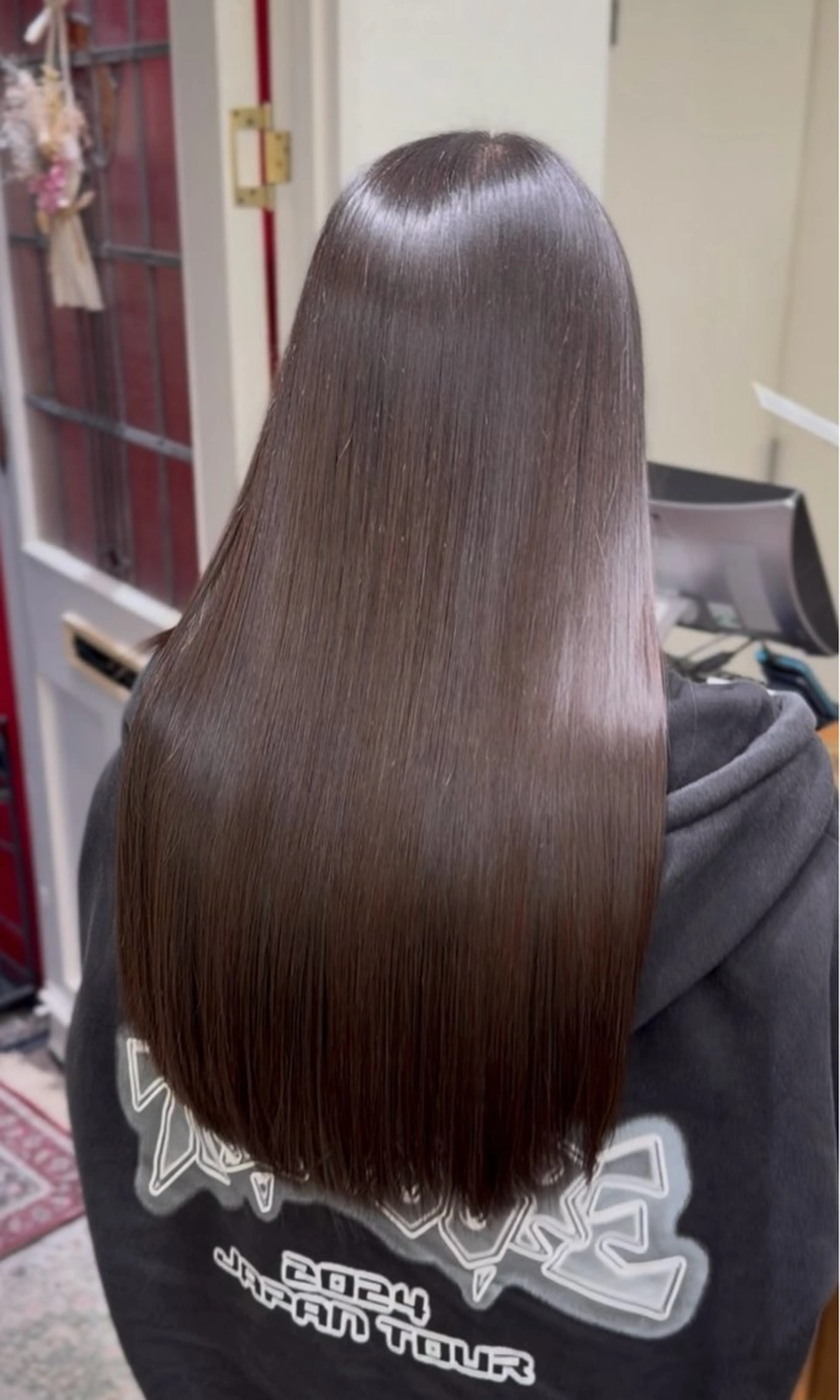 ロング トリートメント トリートメント gite KOHOKU所属・髪質改善レイヤー/ 雨のヘアスタイル