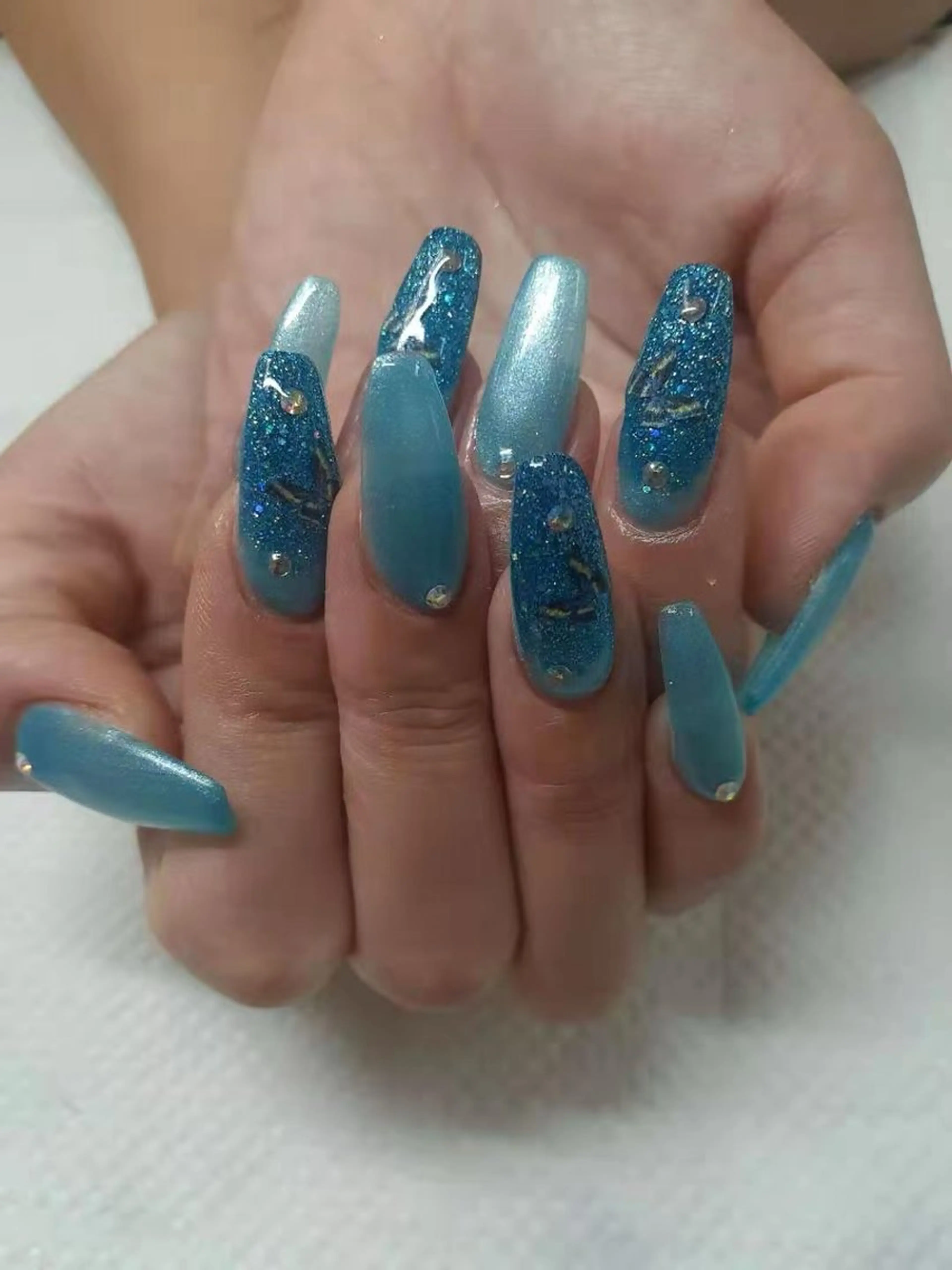 ネイル Minoan Lのネイルデザイン