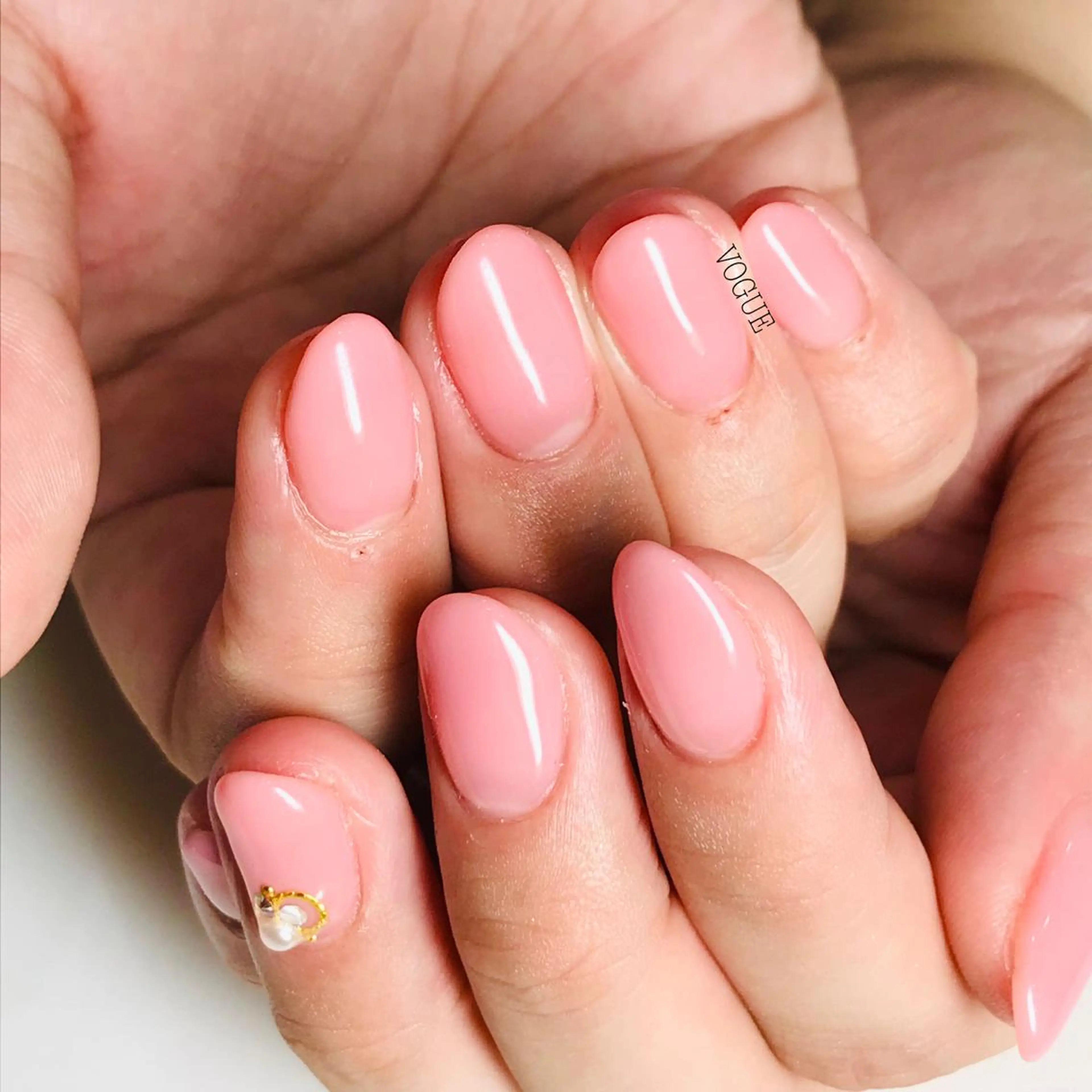 ネイル ハンドネイル VOGUE ×SWANのネイルデザイン