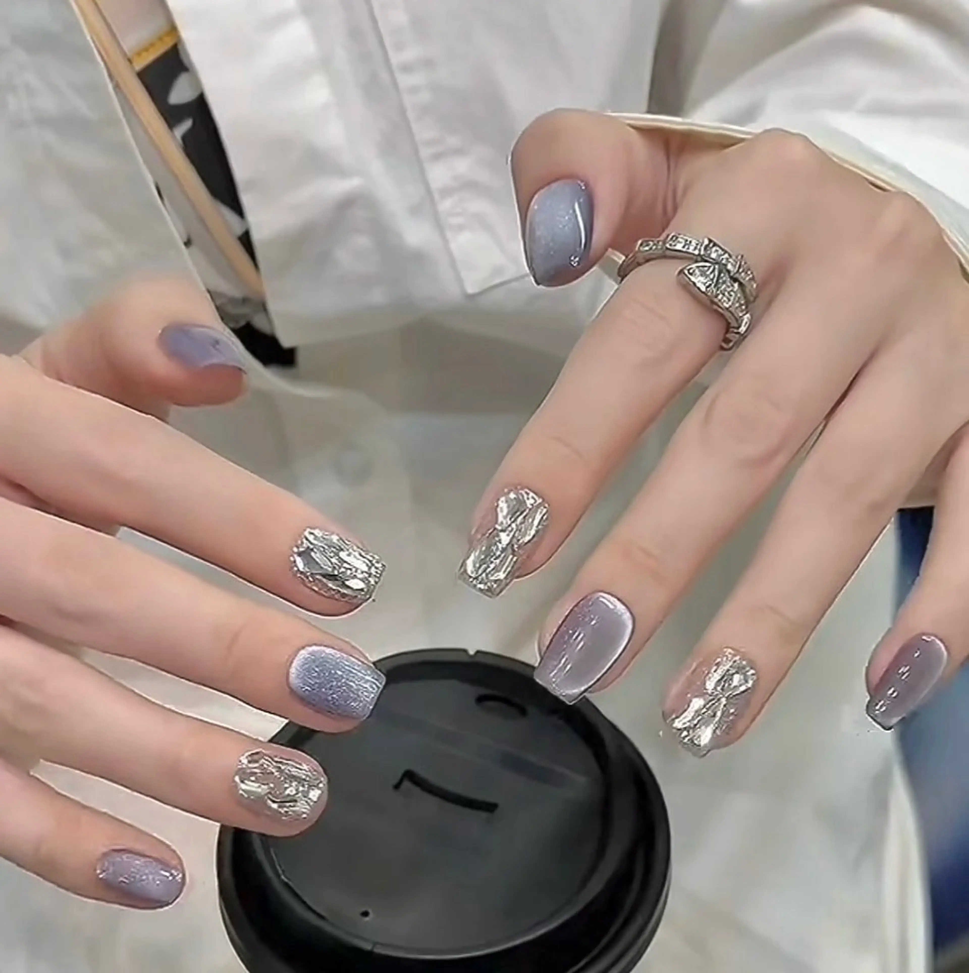 ネイル 高木 維麗絲のネイルデザイン