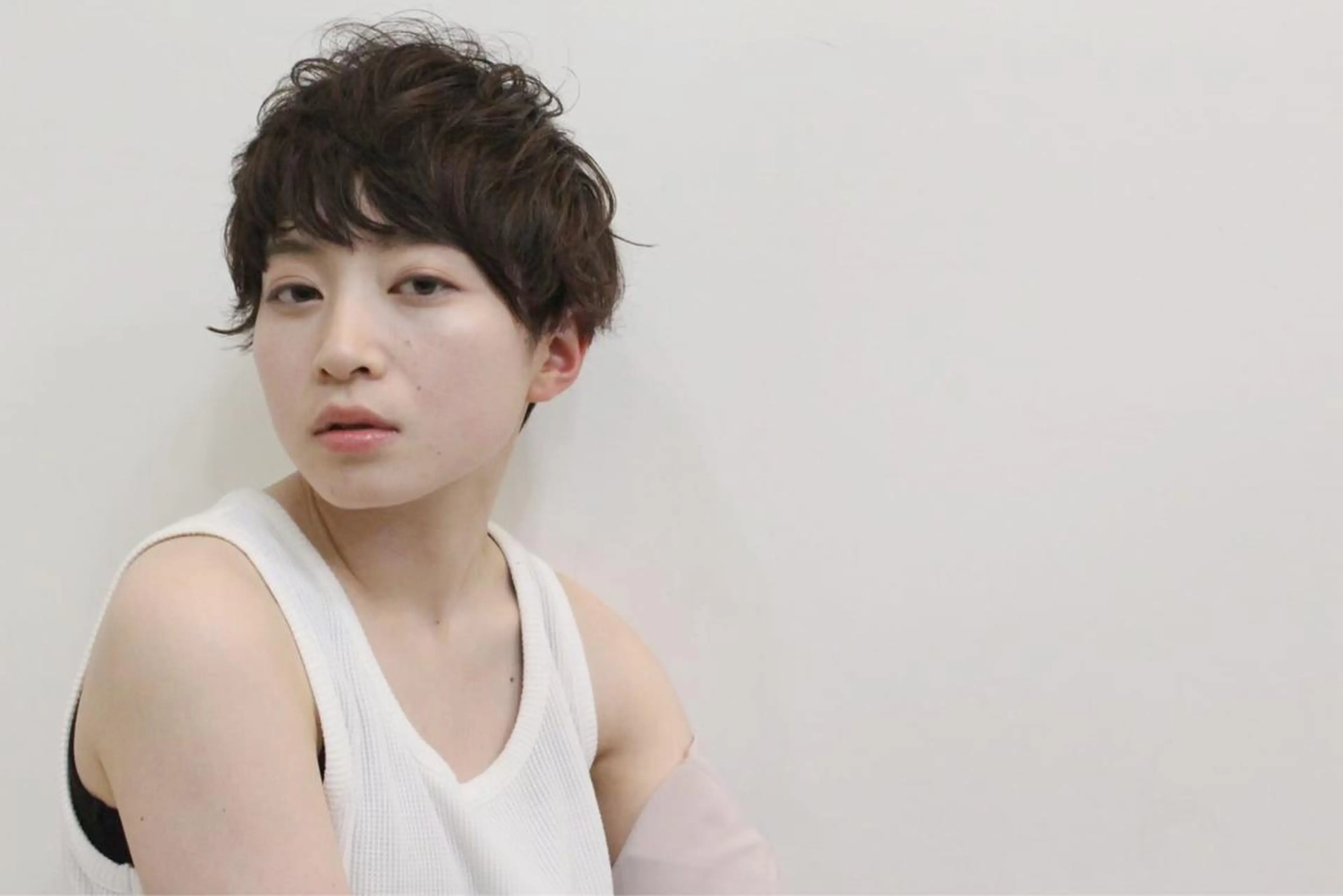 ショート カラー パーマ リルウヘアー 天王寺のヘアスタイル