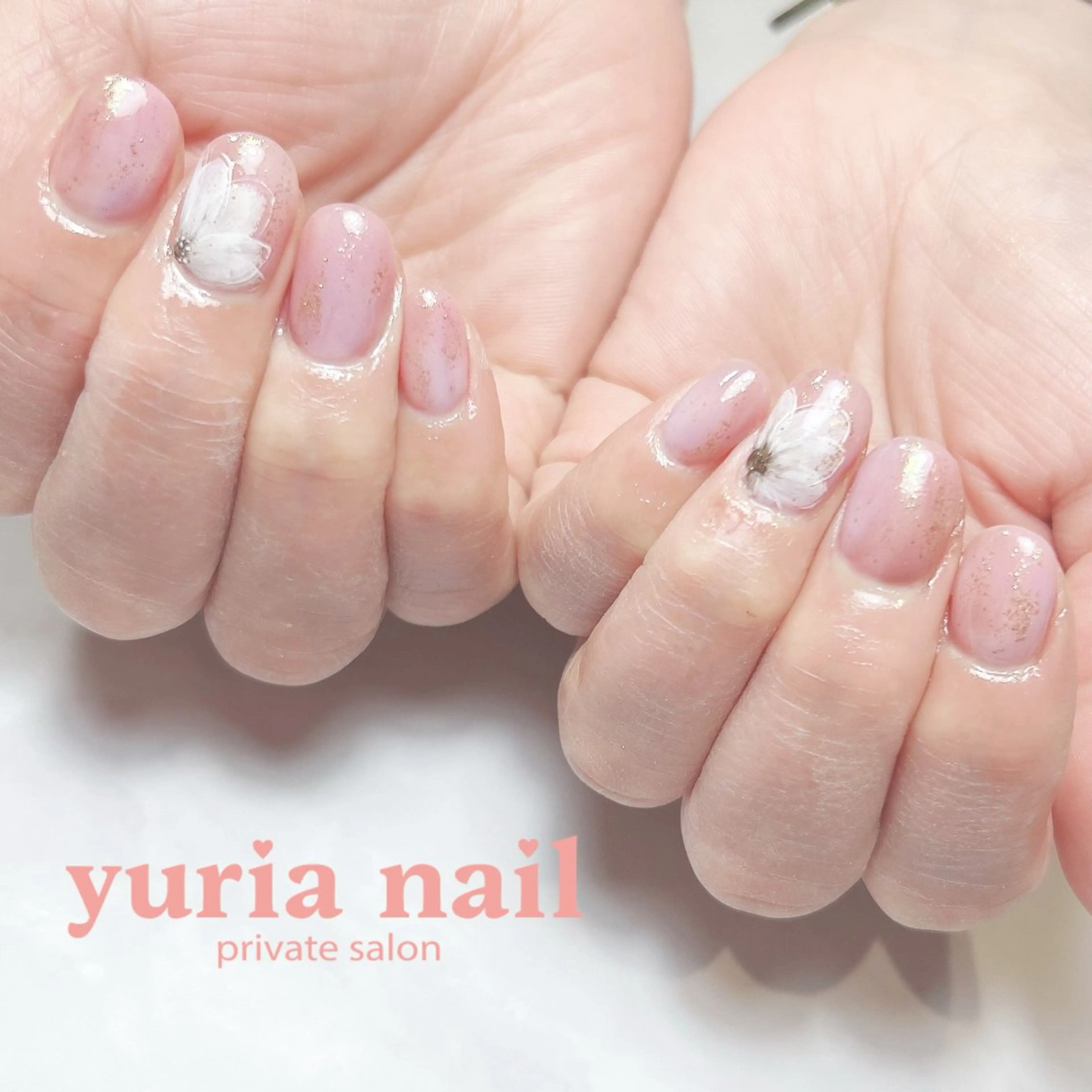 ネイル フラワーネイル ジェルネイル ニュアンスネイル ピンク 春ネイル ハンドネイル 小林 ゆりあのネイルデザイン