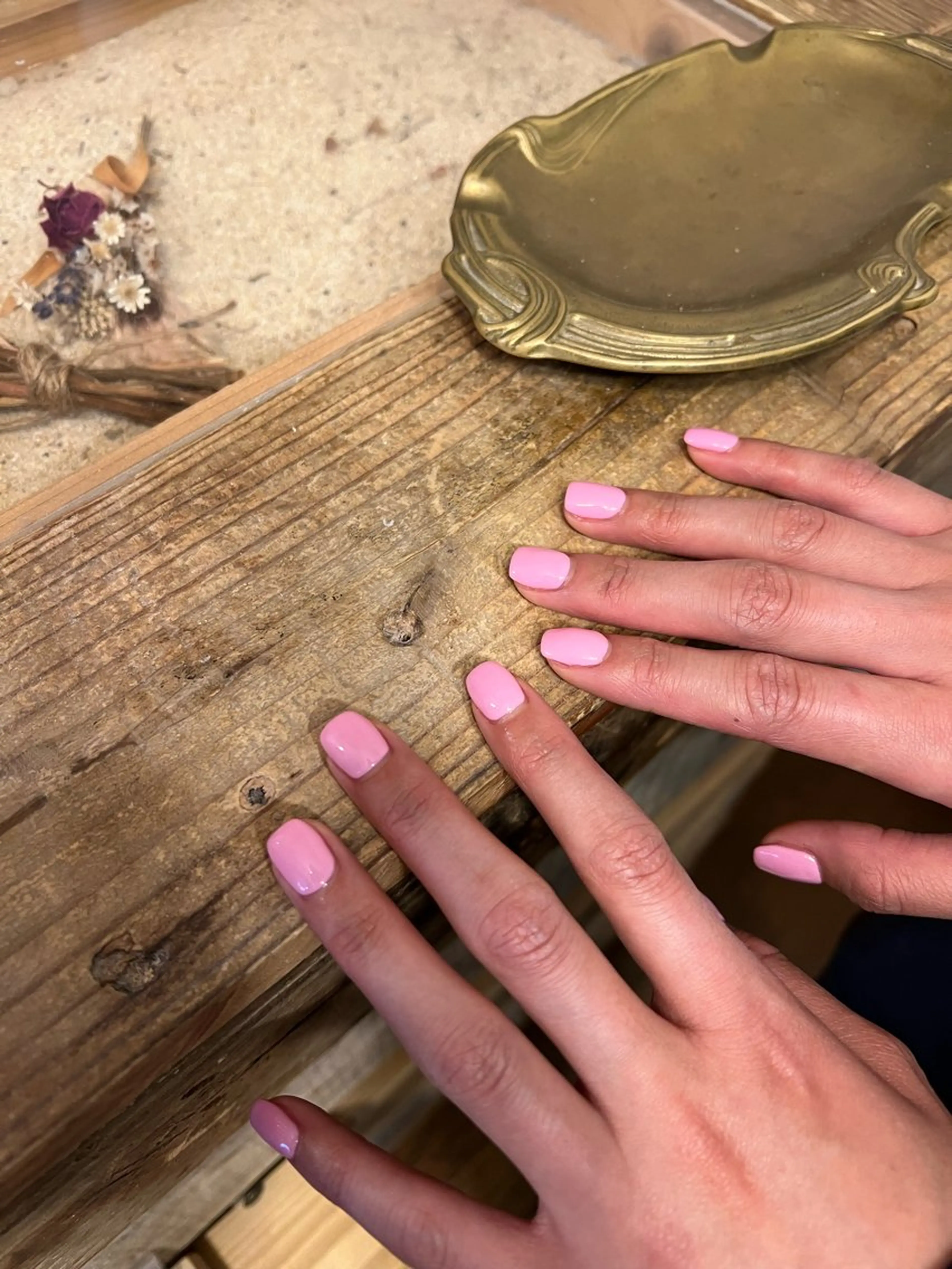 ネイル ハンドネイル フットネイル ハンドケア Nes.Nail所属・Miyagi Asamiのネイルデザイン