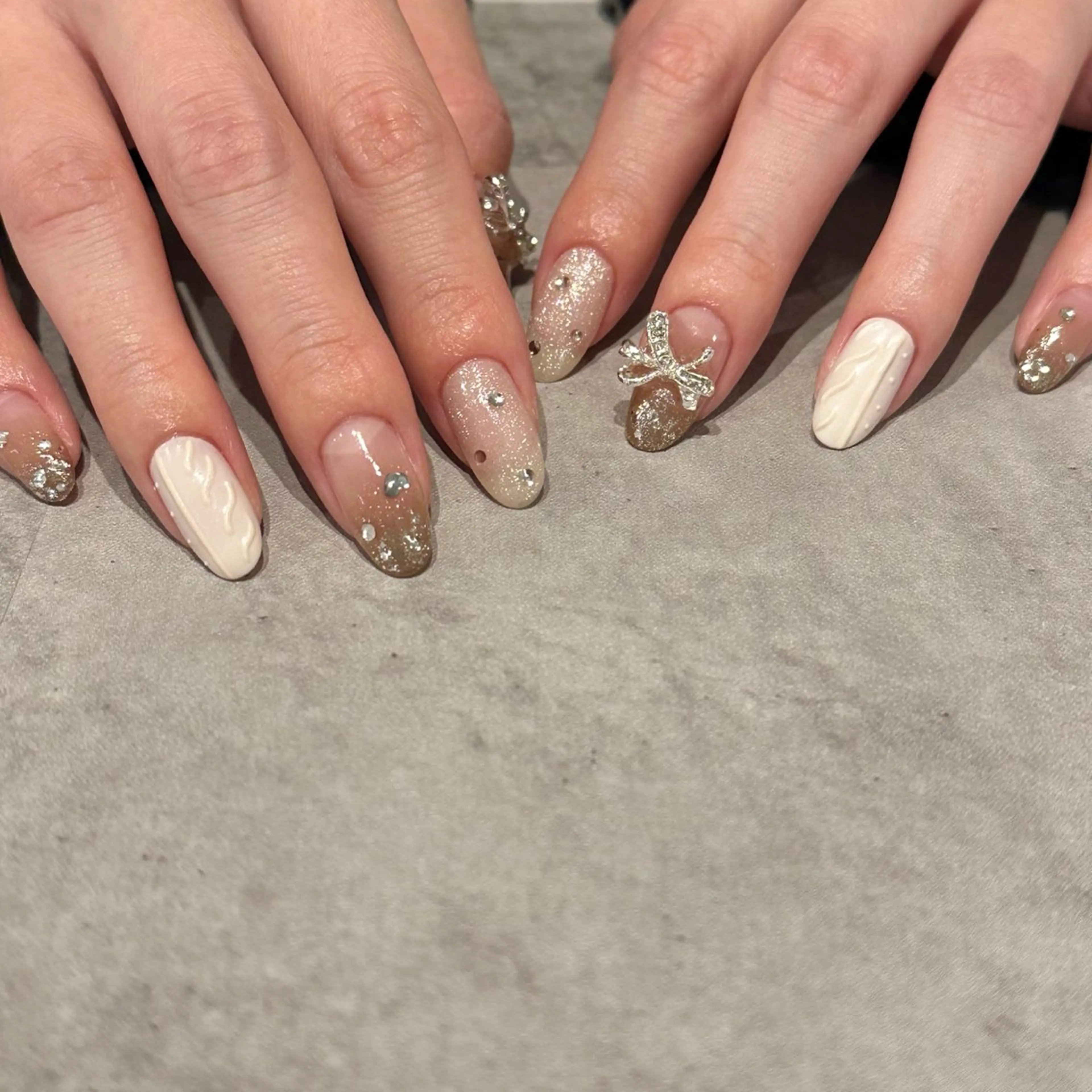 ネイル ikoi🫧 Kotomiのネイルデザイン