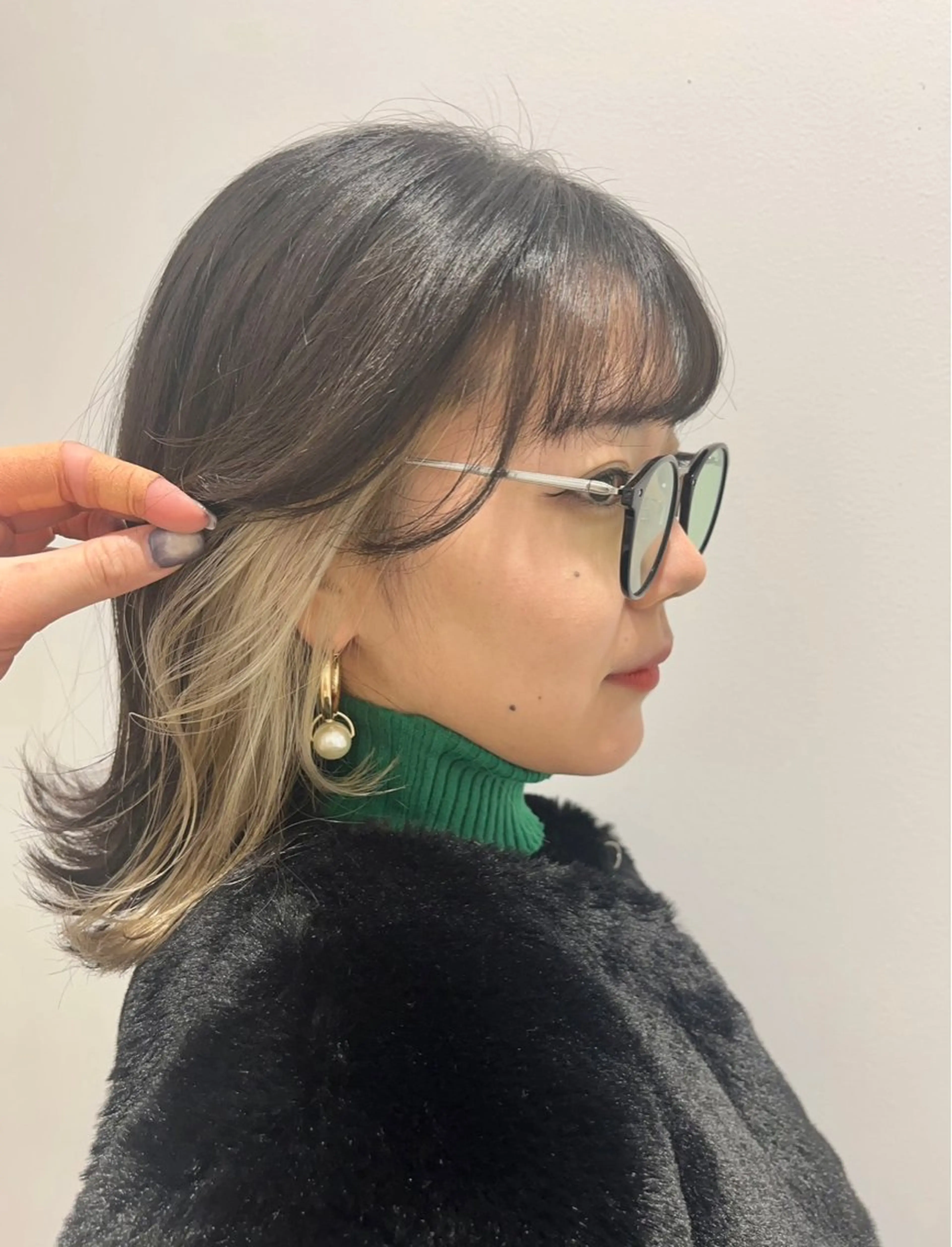 【🩷チラ見せが大人気🩷】イヤリングorインナーカラー+カット+Aujua1stepトリートメント💄の写真