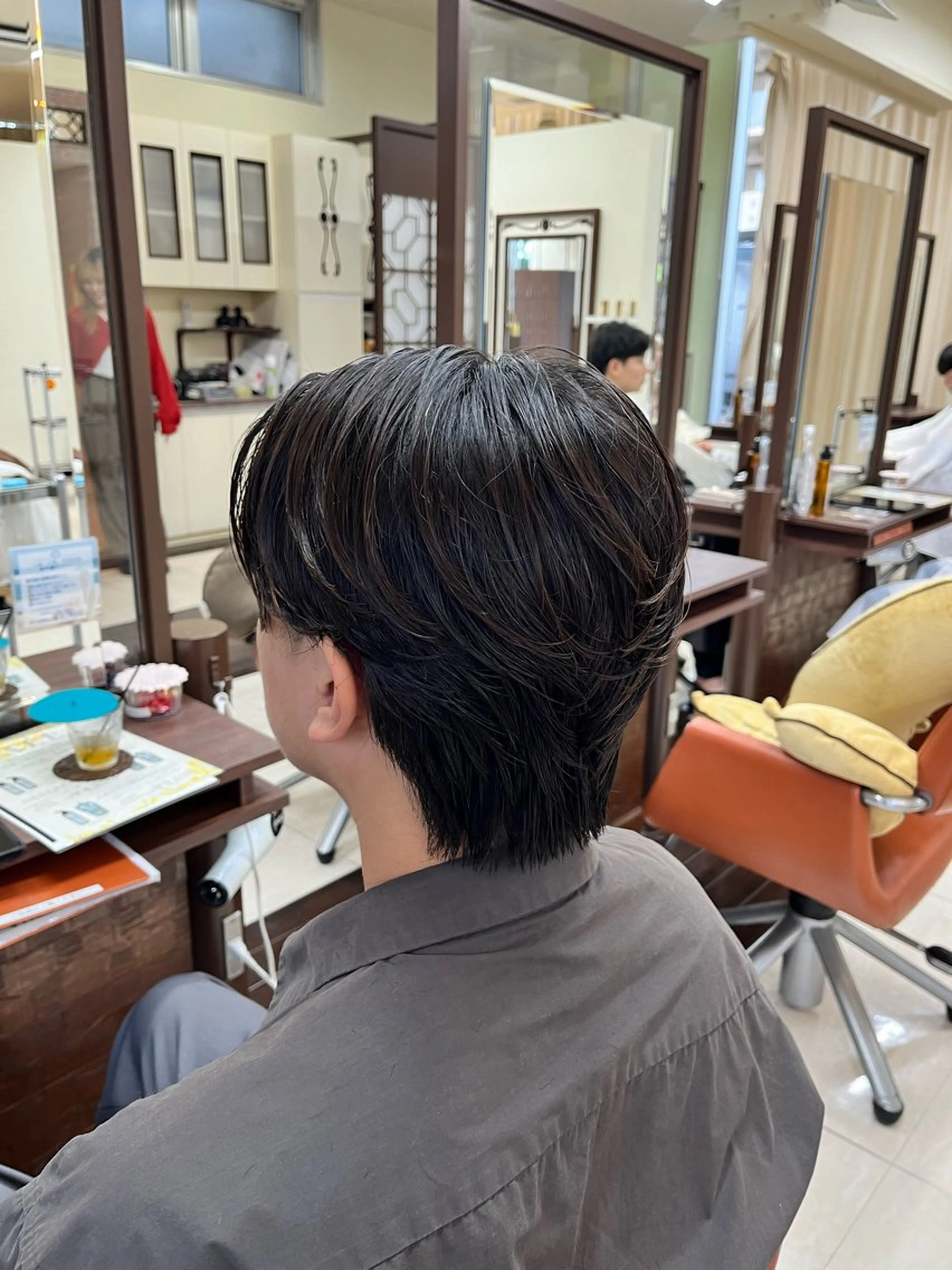 ショート パーマ メンズ センターパート メンズパーマ メンズウルフカット ウルフカット ニュアンスパーマ AROH  men's cut&men's perm 船橋店所属・🧊メンズ特化🧊 高木航希のヘアスタイル