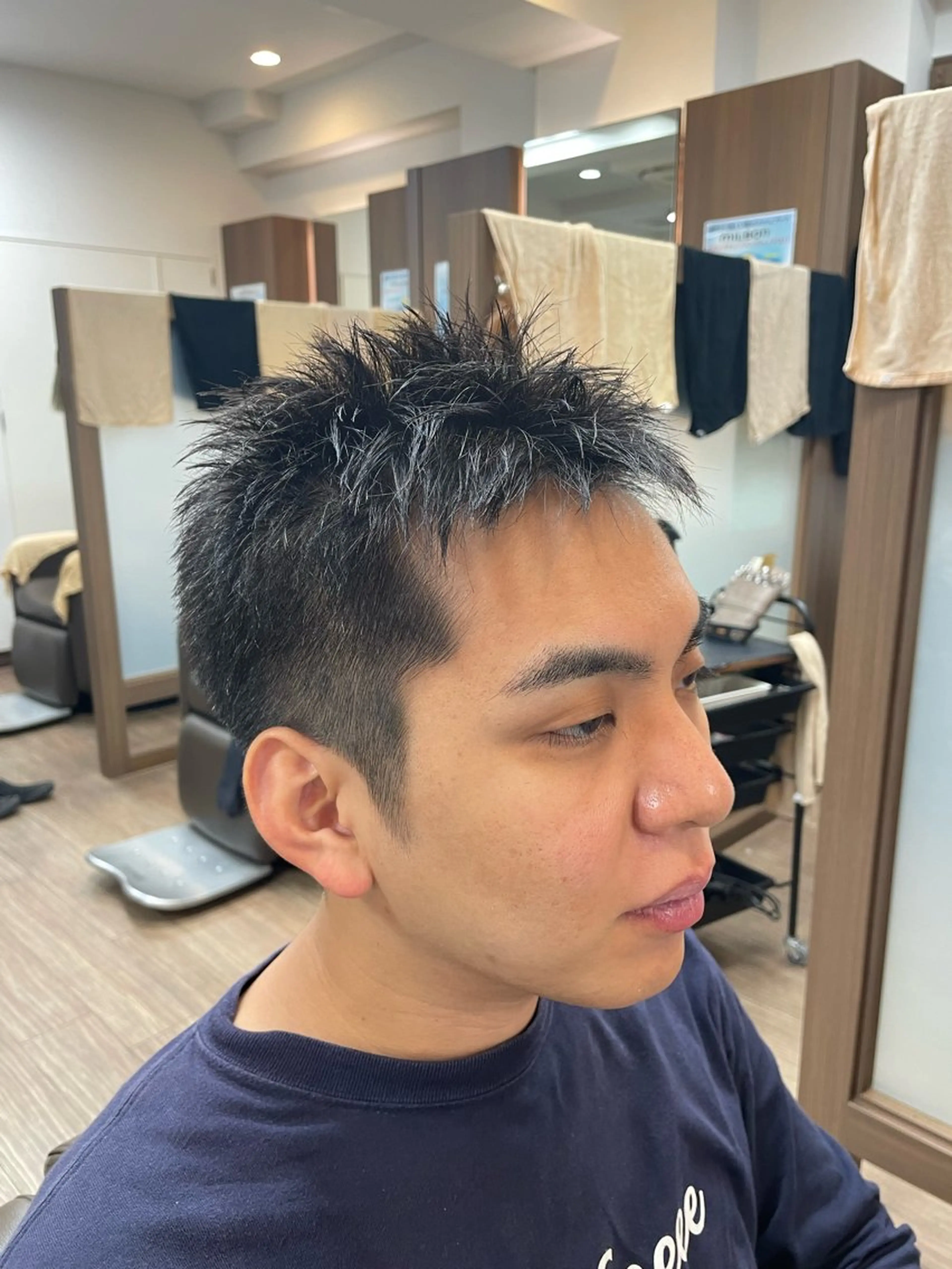 メンズ ケースタイルヘアスタジオ虎ノ門店所属・紫藤 祥希のヘアスタイル