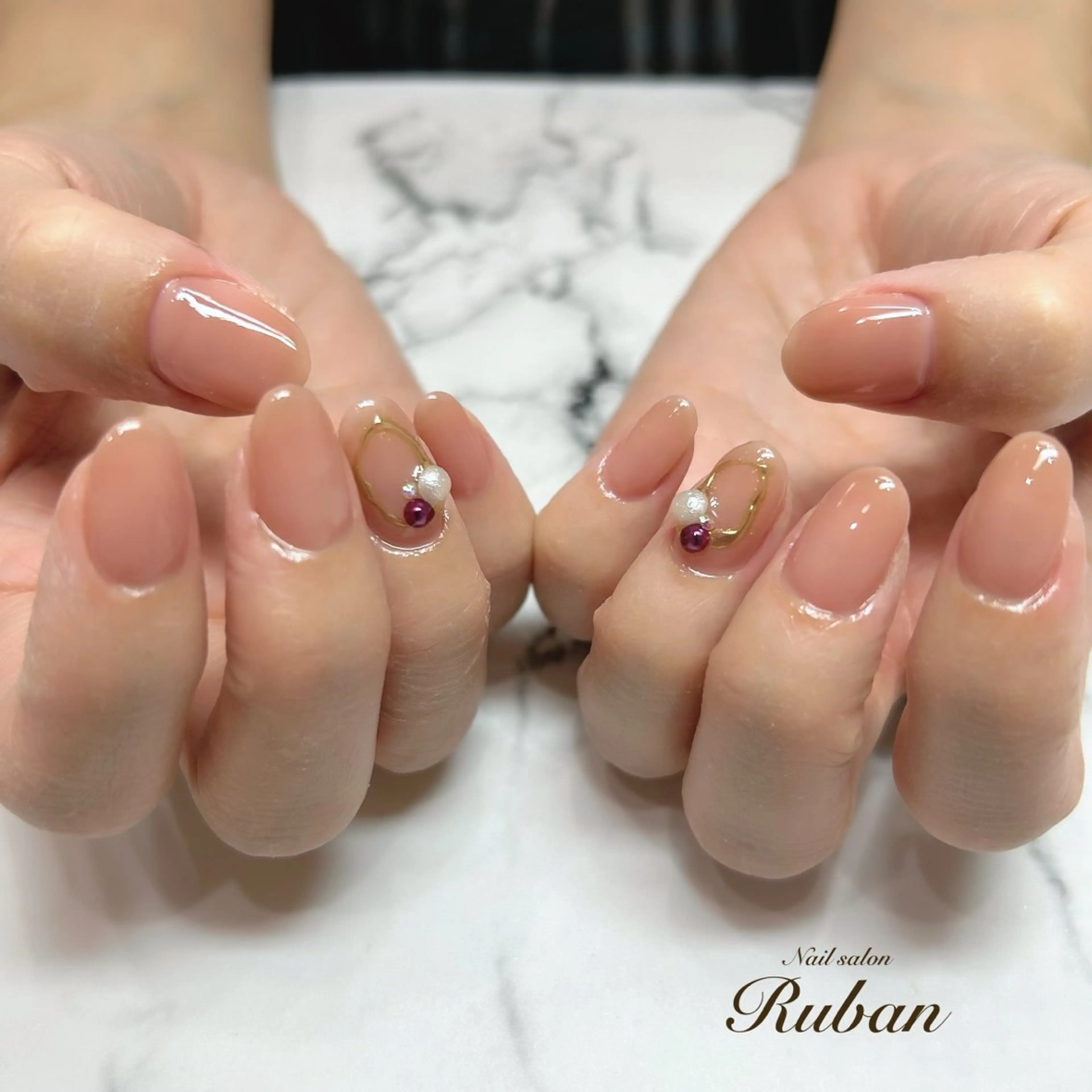 ネイル ニュアンスネイル シンプルネイル Nail salon Ruban所属・Nail salon Rubanのネイルデザイン