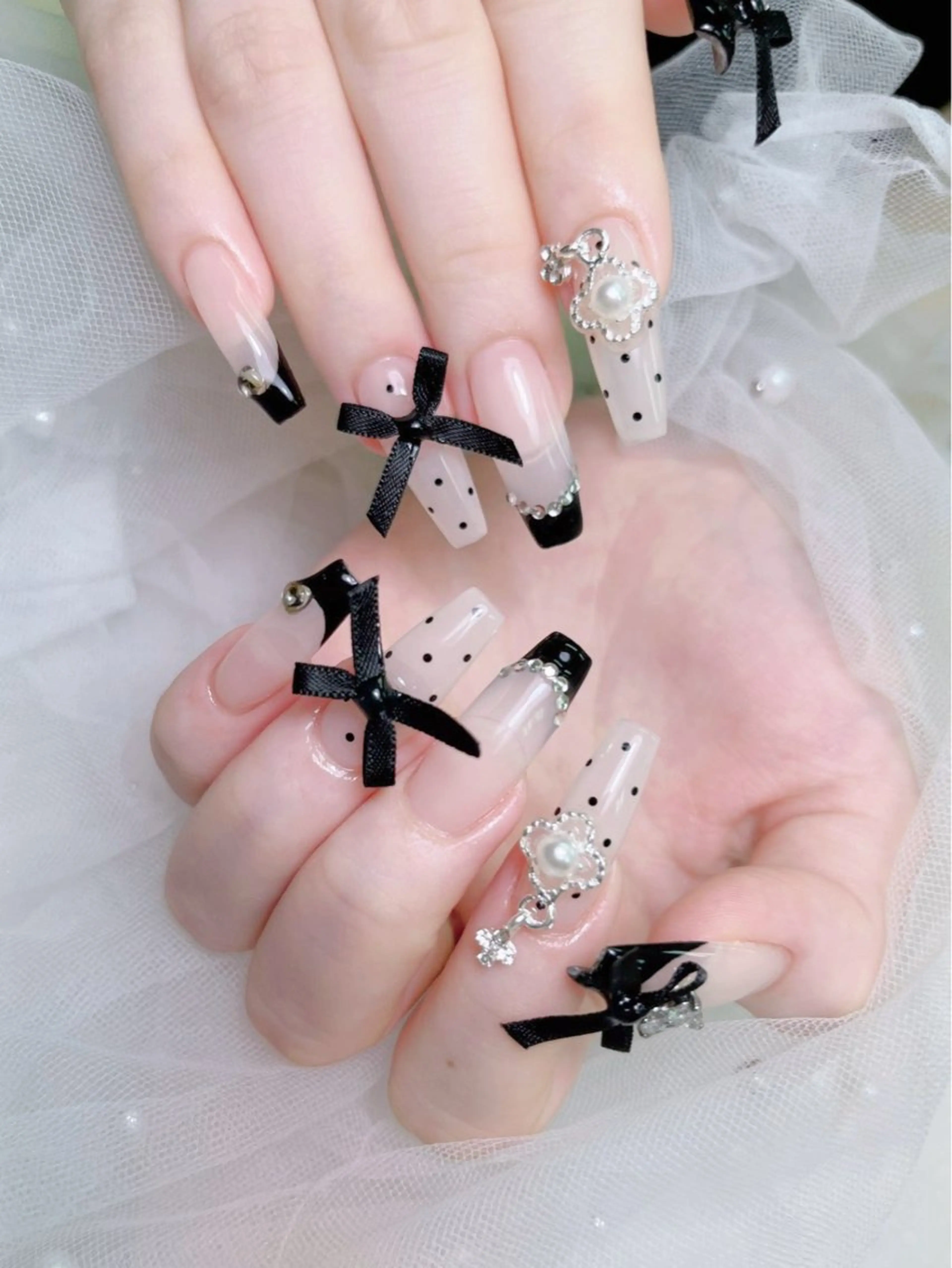 ネイル lucky nail 歌舞伎町のネイルデザイン