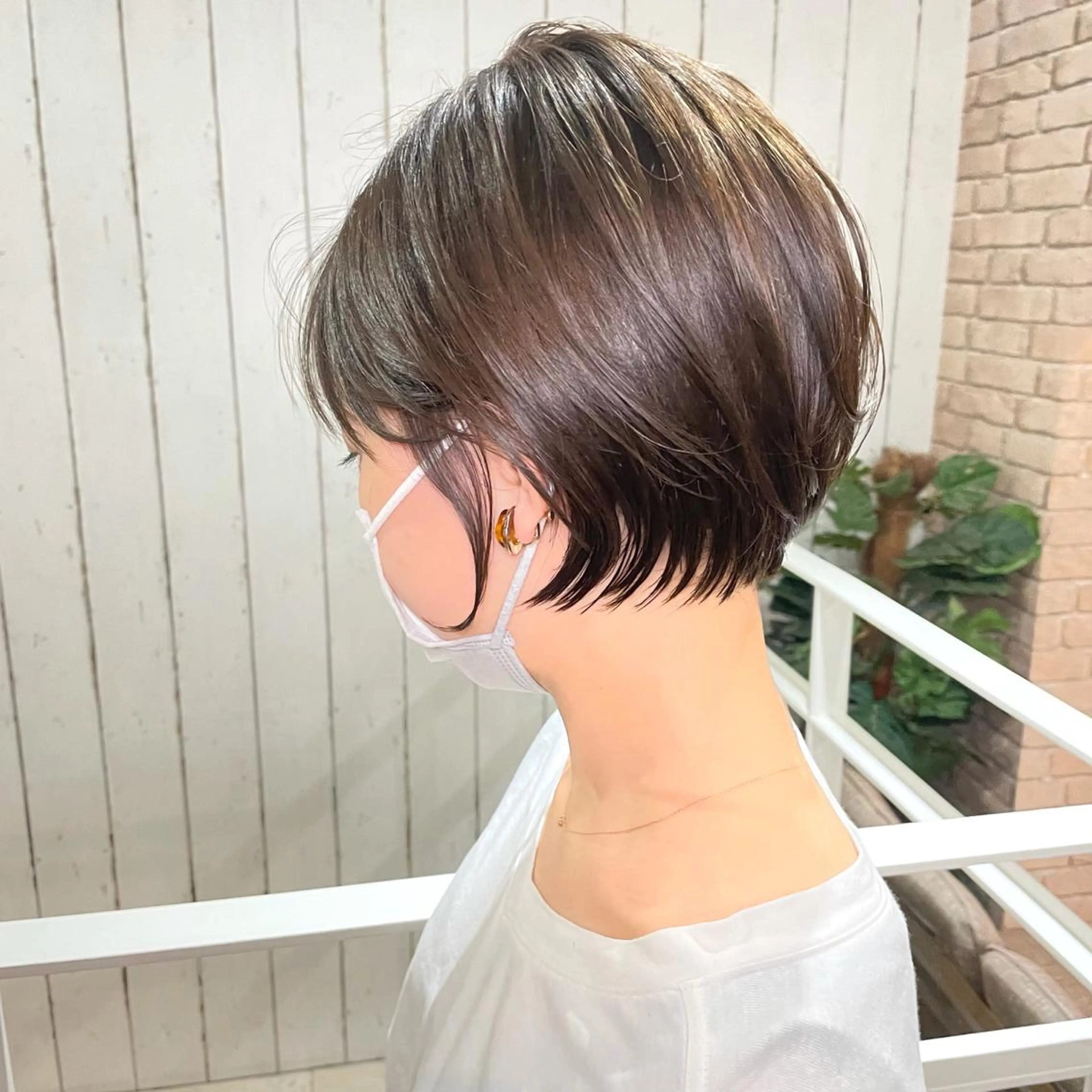 ショート カラー ヘアアレンジ MiU所属・韓国×髪質改善×美髪 縮毛矯正×レイヤーのヘアスタイル