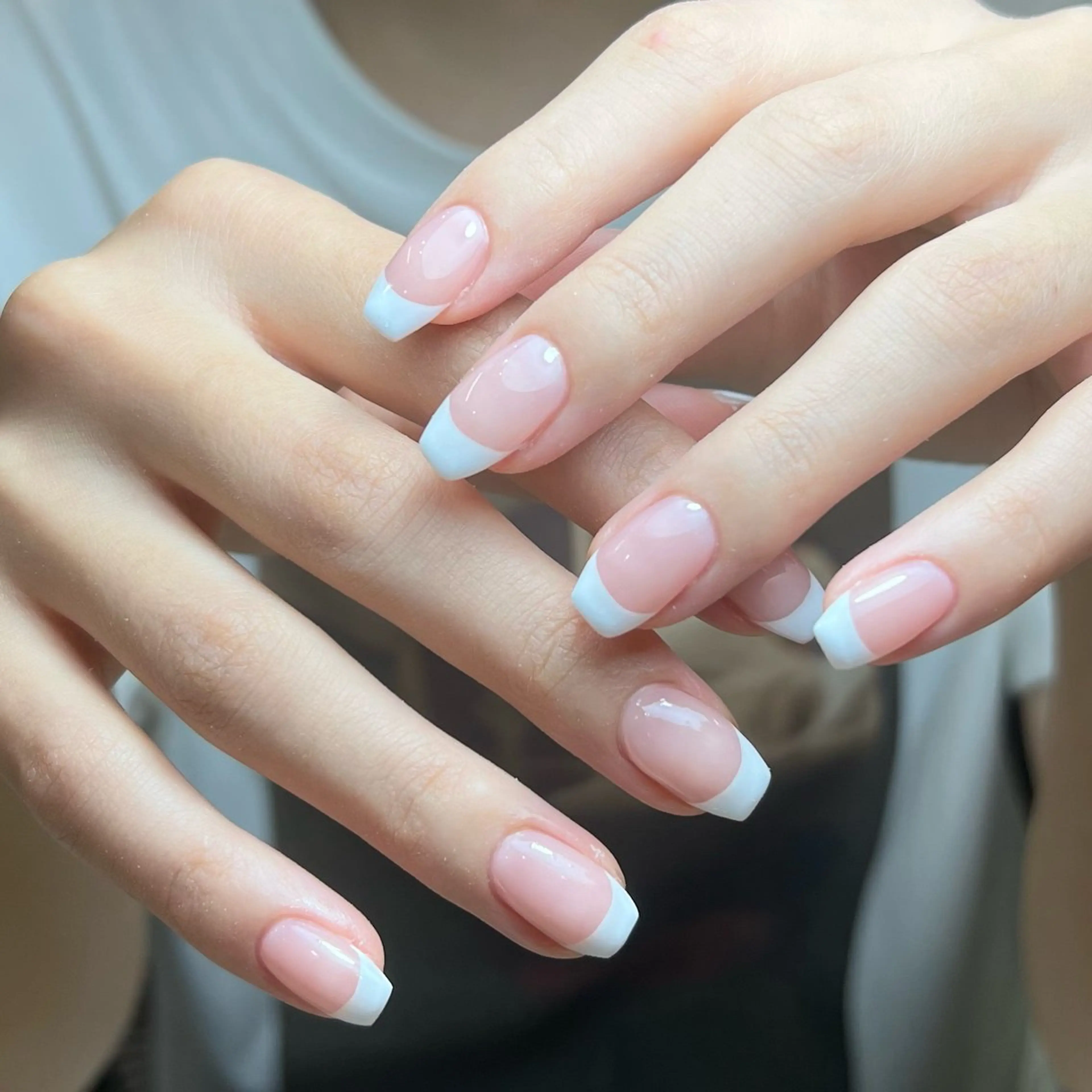 ネイル フレンチネイル Luna nail— kanaeのネイルデザイン