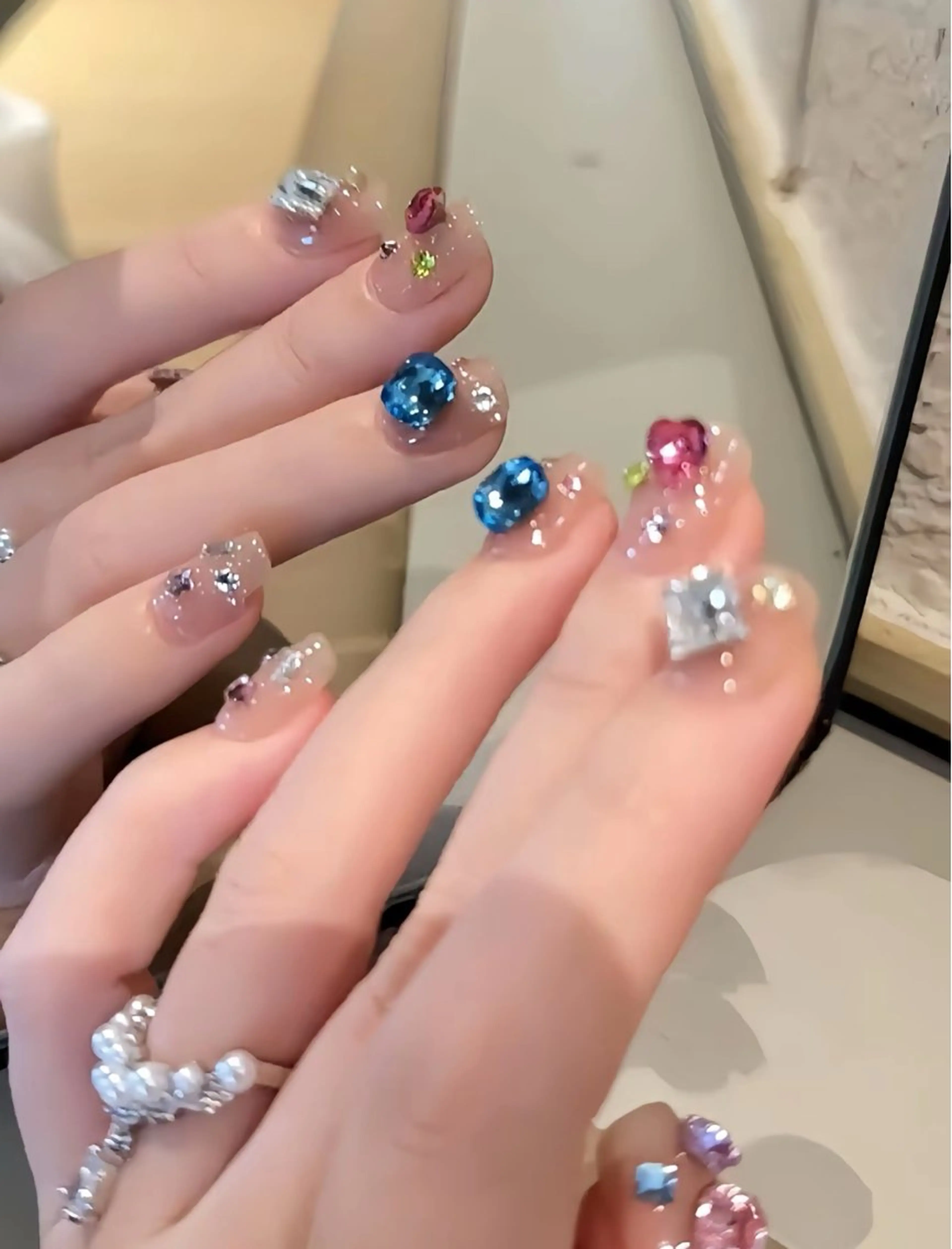 ネイル ハンドネイル 🎀 NaNa_nailのネイルデザイン