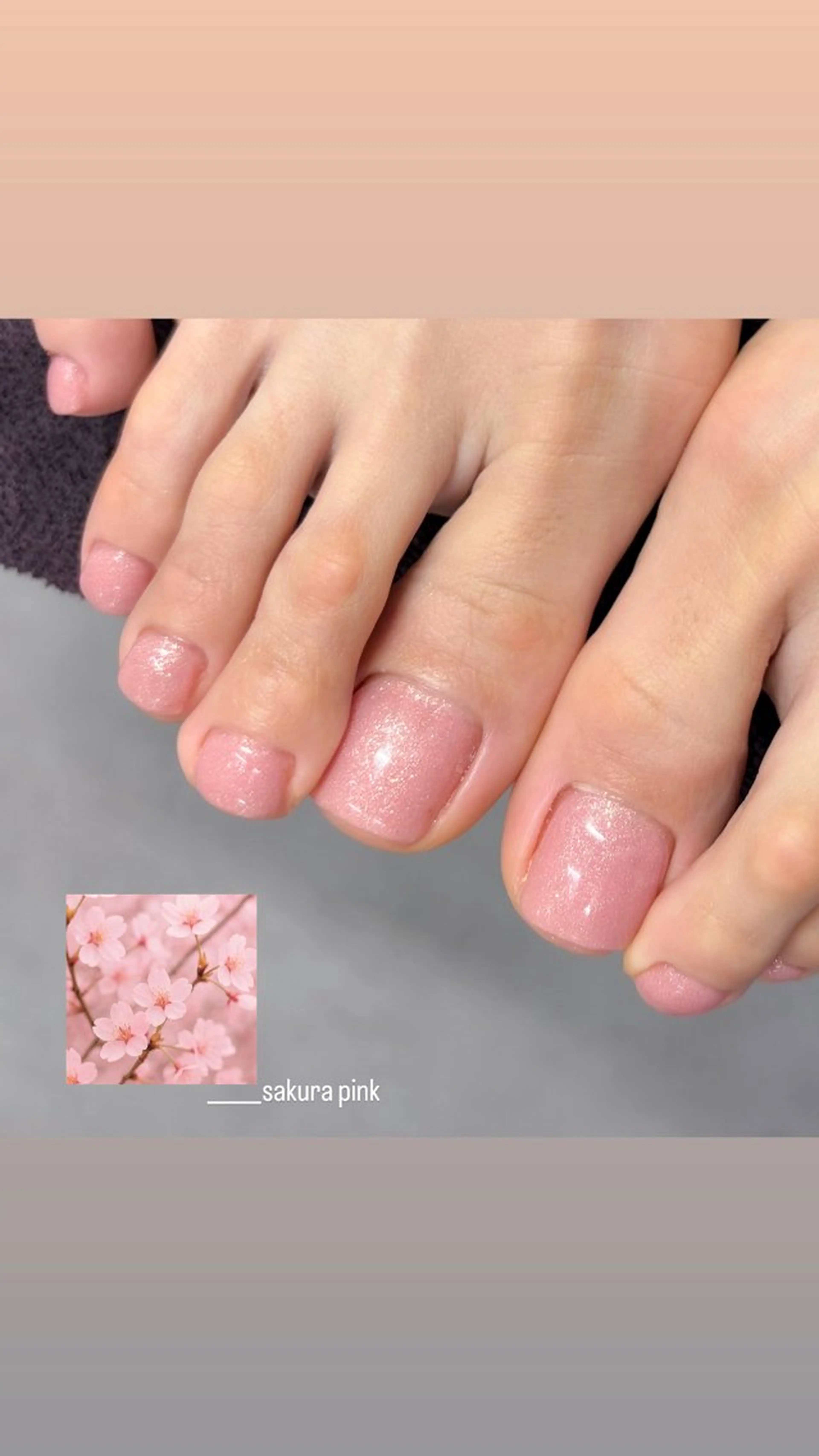 ネイル 桜ネイル フットネイル ラメ(グリッター) ピンク 春ネイル GO TODAY シェアサロン 表参道Colore店所属・nailmum jijiのネイルデザイン
