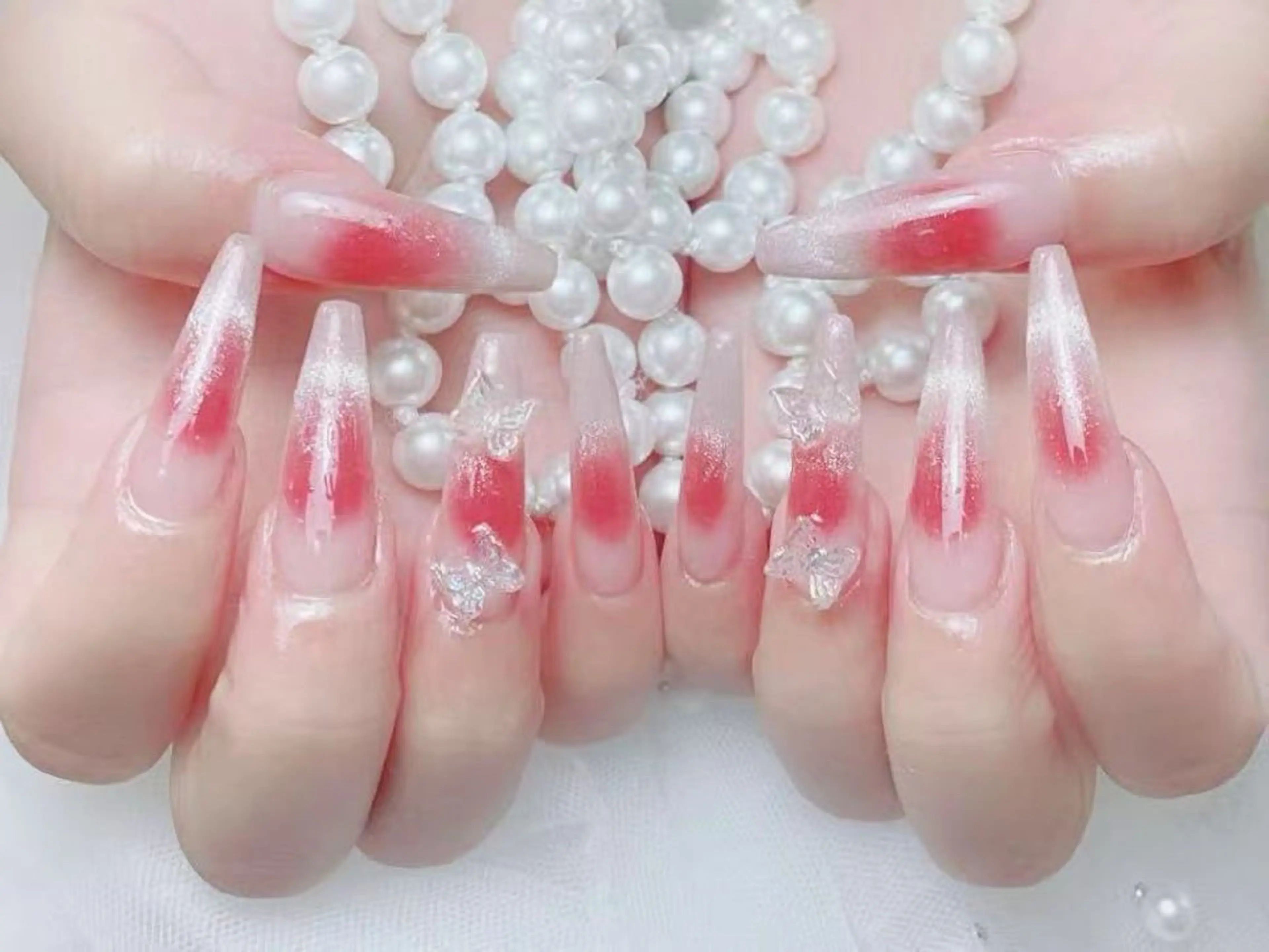 ネイル チョウ チョウのネイルデザイン