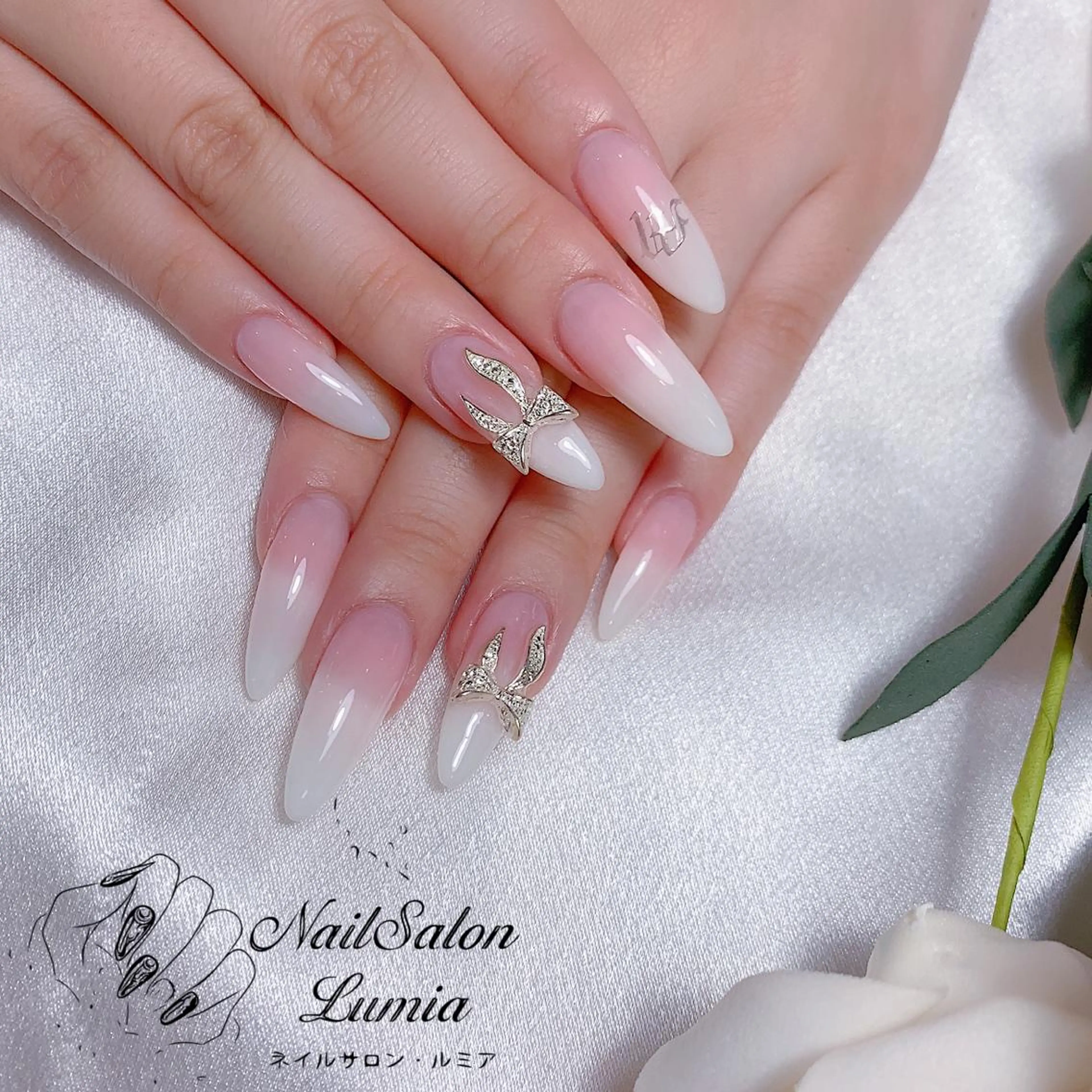ネイル ハンドネイル ネイルサロン ルミア Lumia 店長のネイルデザイン