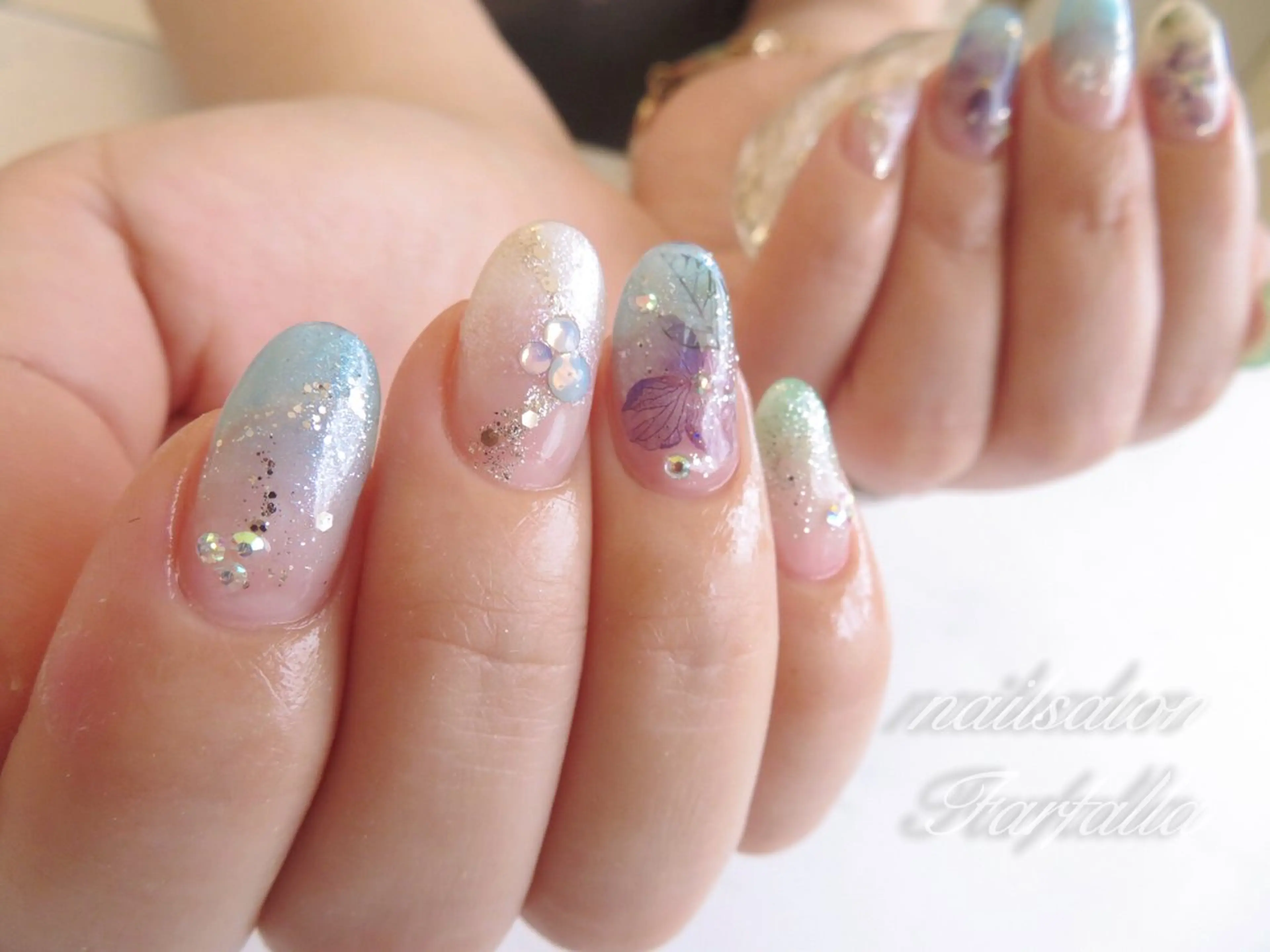 ネイル Farfalla Kieのネイルデザイン