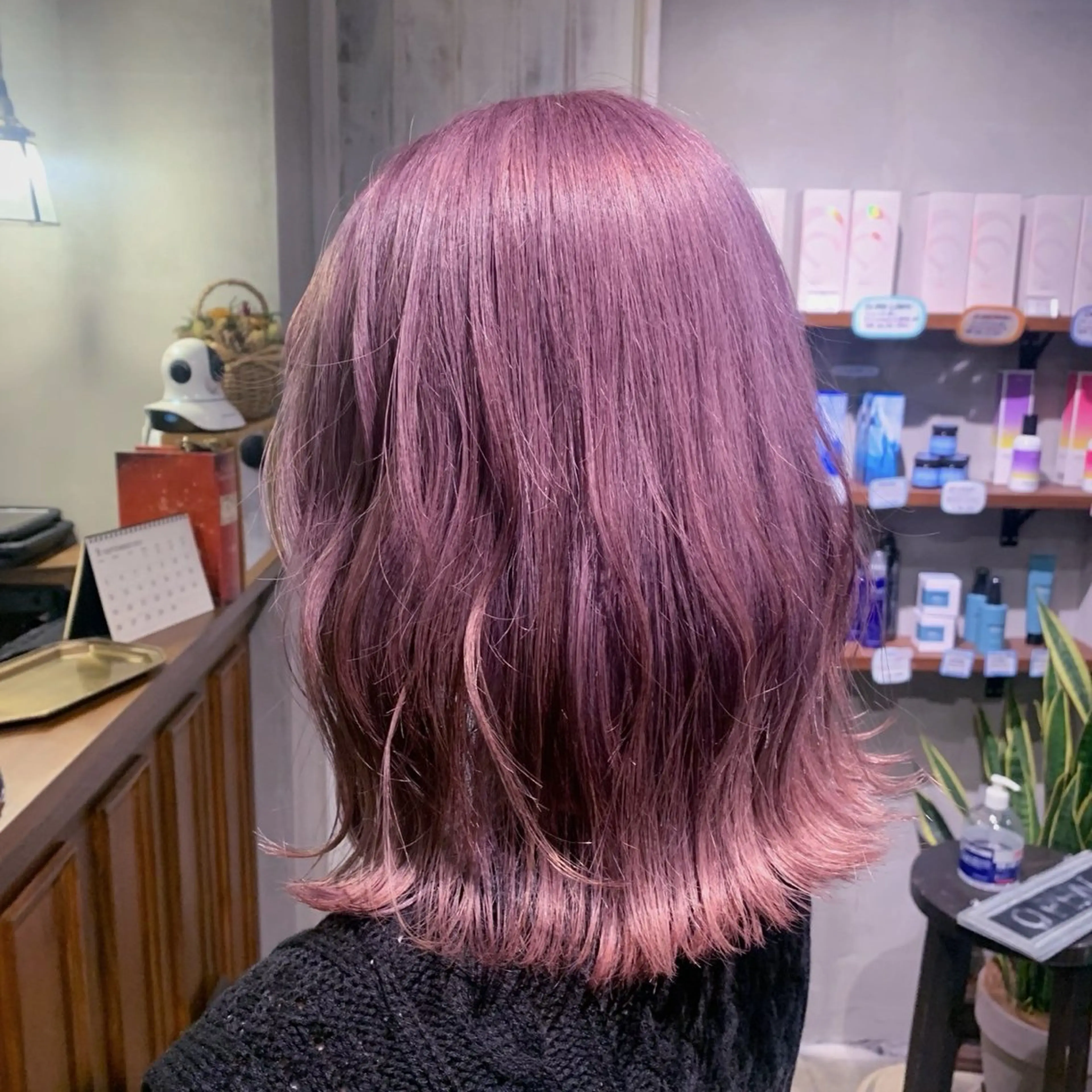 ミディアム カラー ラベンダーカラー ピンクカラー ピンクラベンダー ヘアカラー saya 🧸 カット/縮毛矯正のヘアスタイル