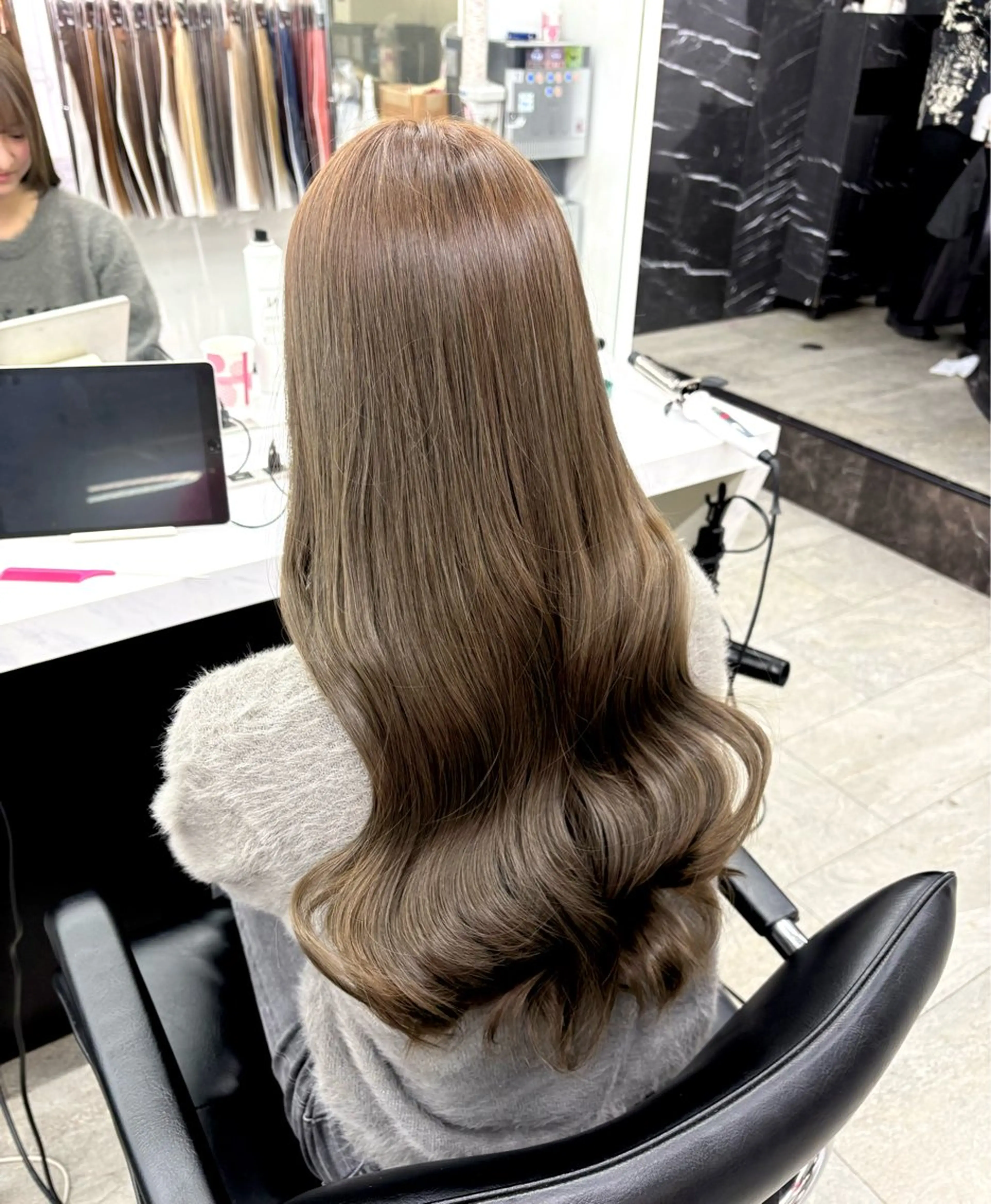 ロング ヘアカラー カラー/プルエクステ 🫧🐬Yuihaのヘアスタイル