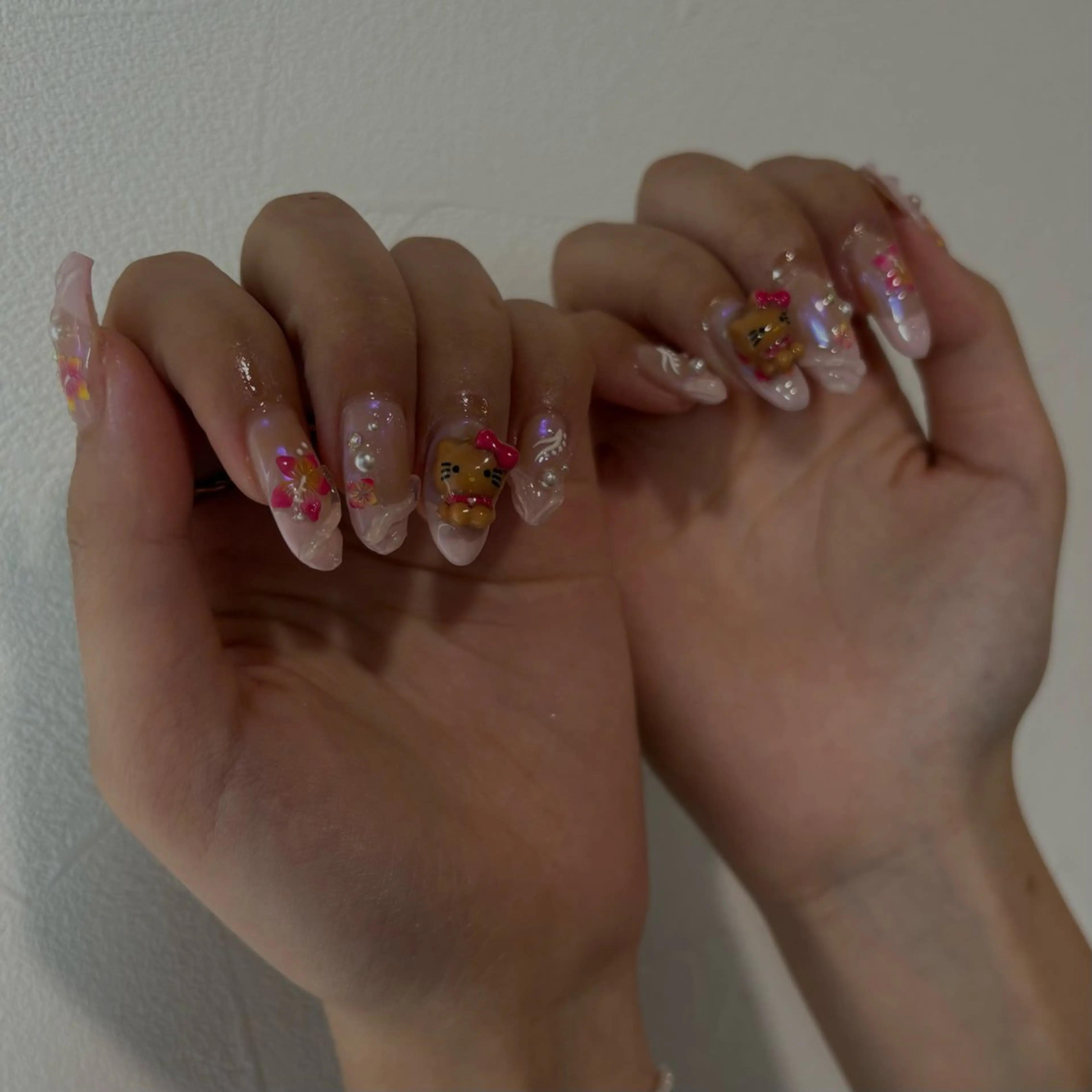 ネイル オーロラネイル クリアネイル 長さ出し フレンチネイル キラキラネイル vante_aimi .パラジェル取扱店のネイルデザイン