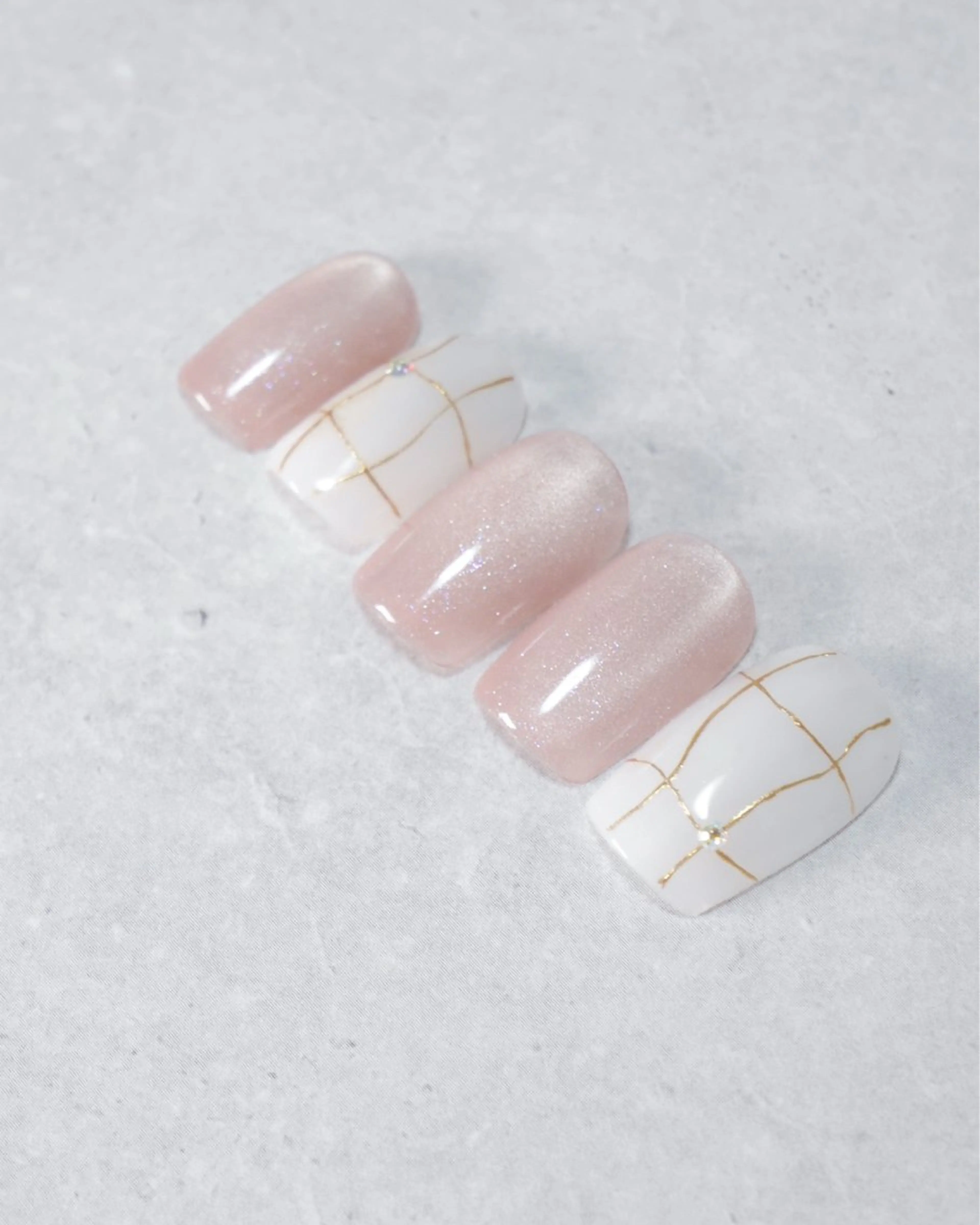 カラー ハンドネイル cosmosnail /自爪に優しいネイルのネイルデザイン