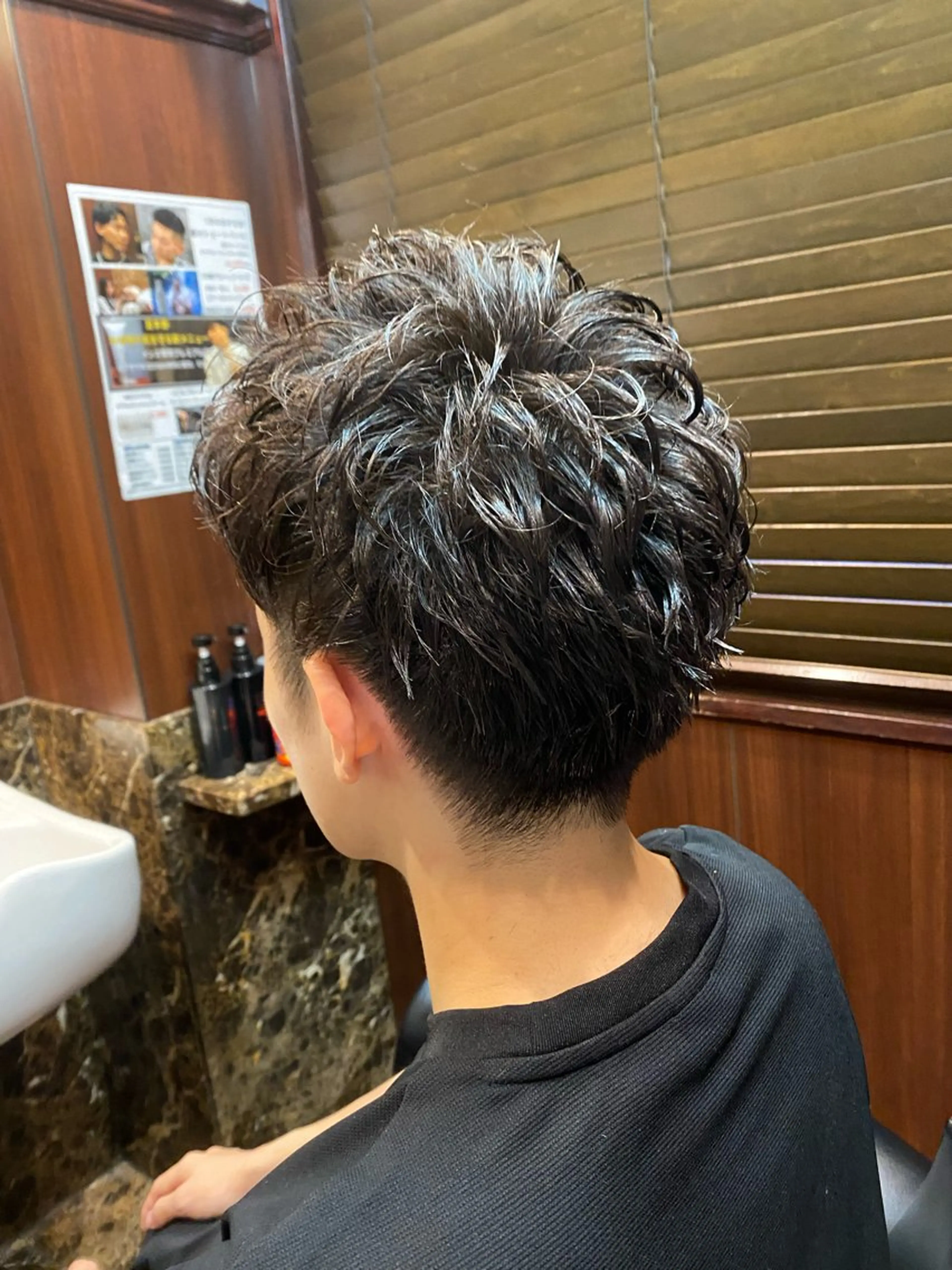 ミディアム 齋藤 梅太郎のヘアスタイル