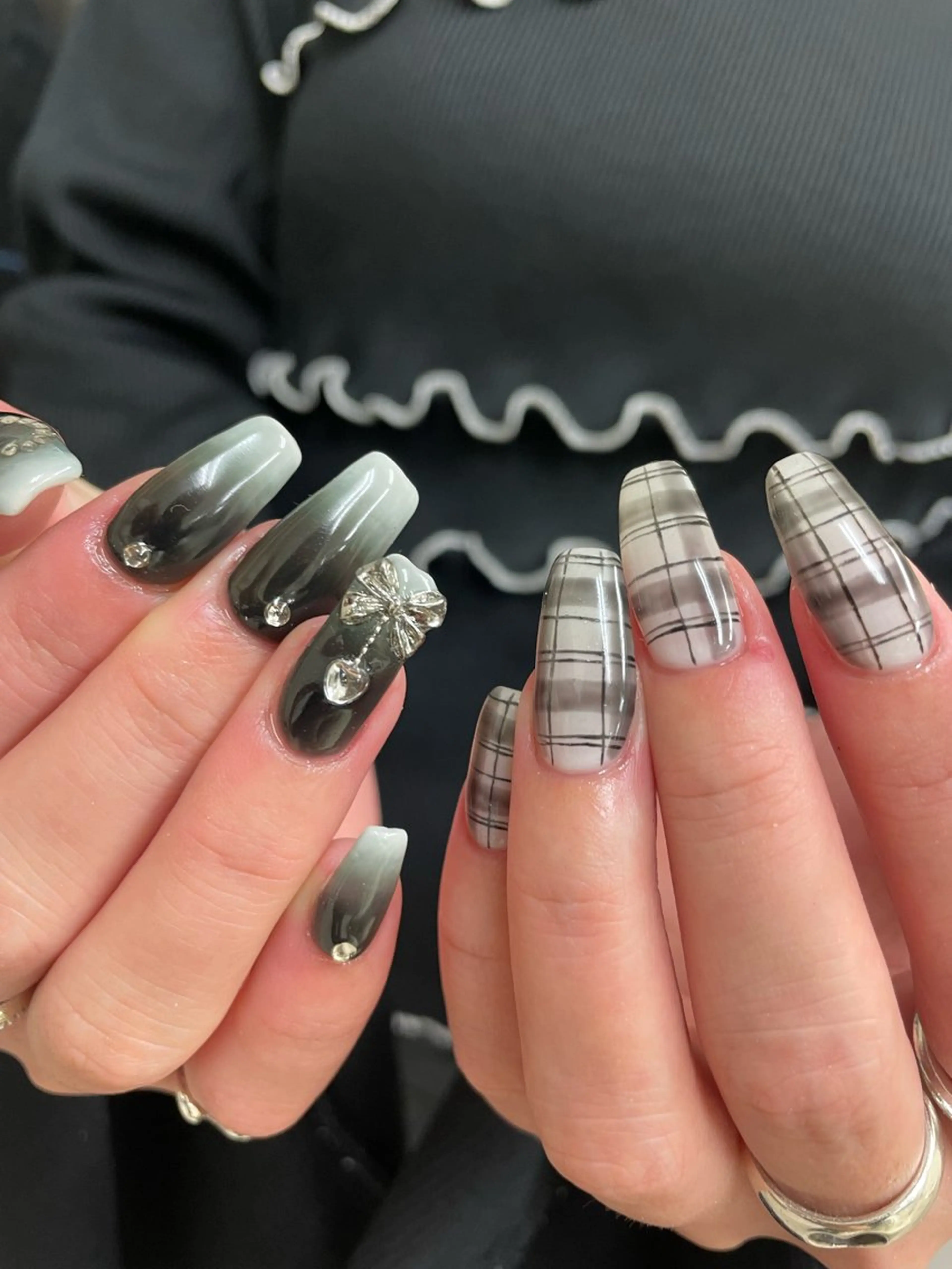 ネイル リボン ハンドネイル Hisaka Mikiのネイルデザイン