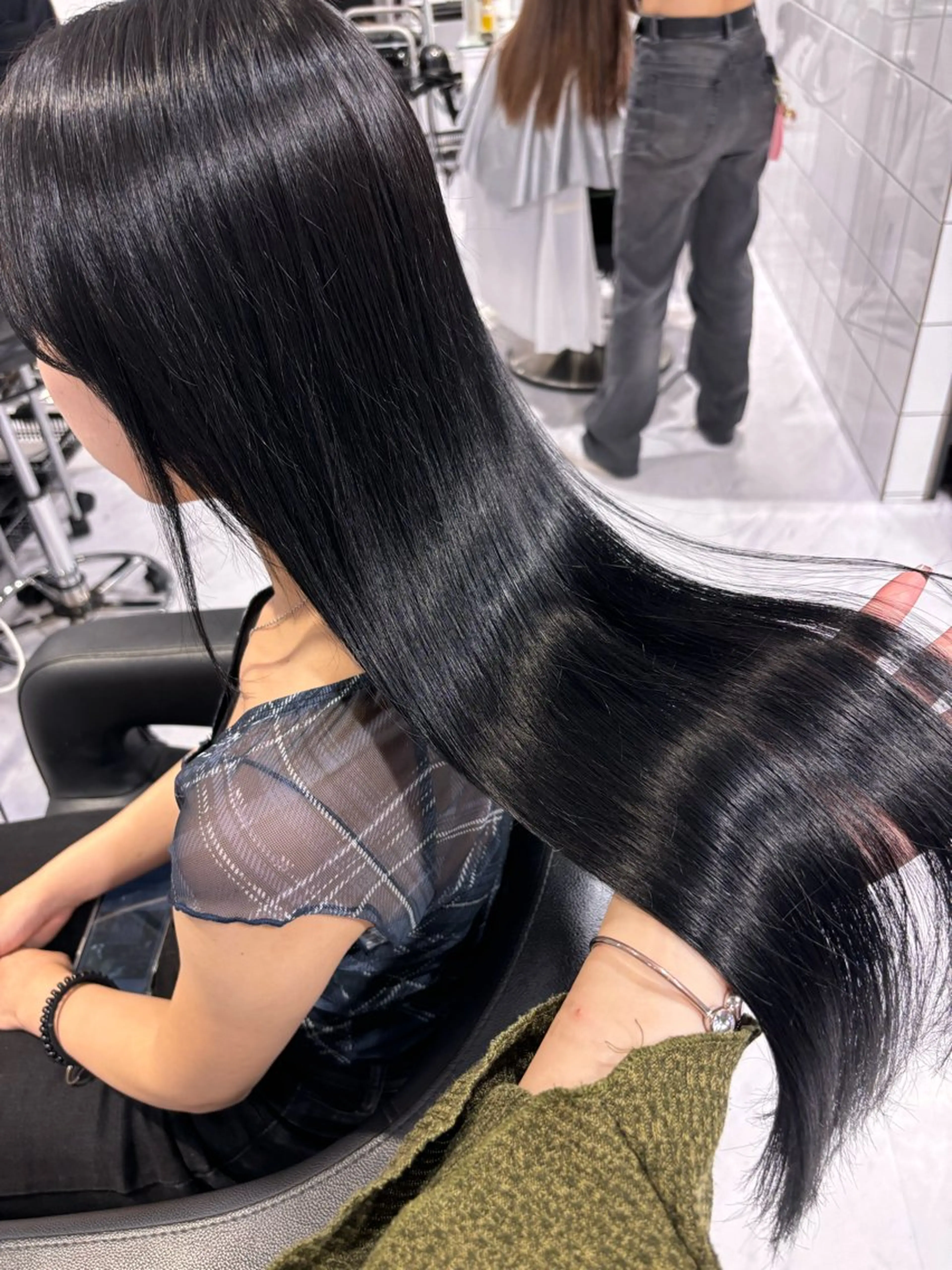 ロング カラー カット ヘアカラー トリートメント ヘッドスパ ヘアセット 表参道♡暗髪^ྀི 艶カラー♡アユミのヘアスタイル