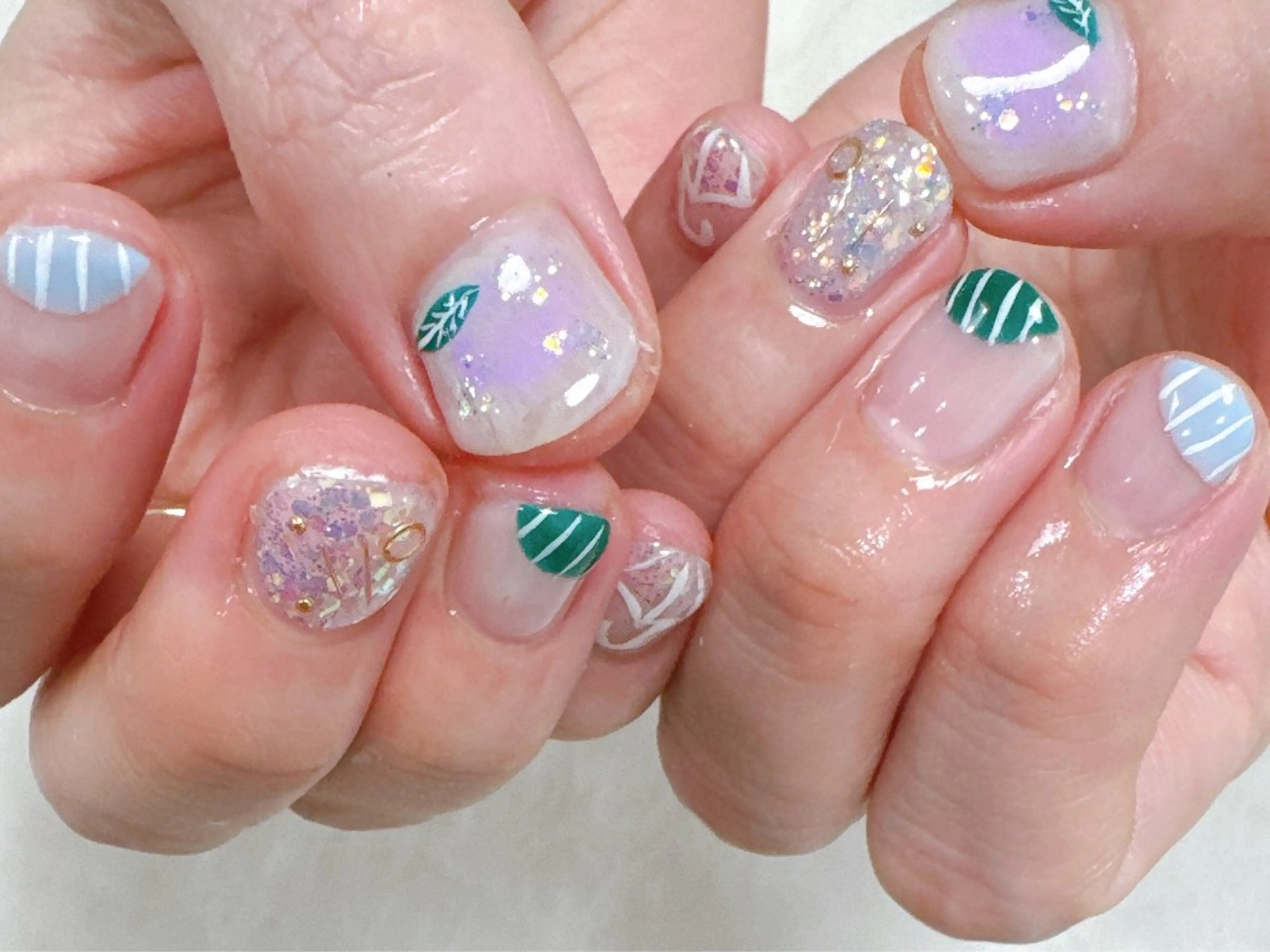 ネイル ショートネイル angelina星が丘店（旧：angelina東山公園駅前店）所属・KAORI🦄 星ヶ丘徒歩1分サロンのネイルデザイン