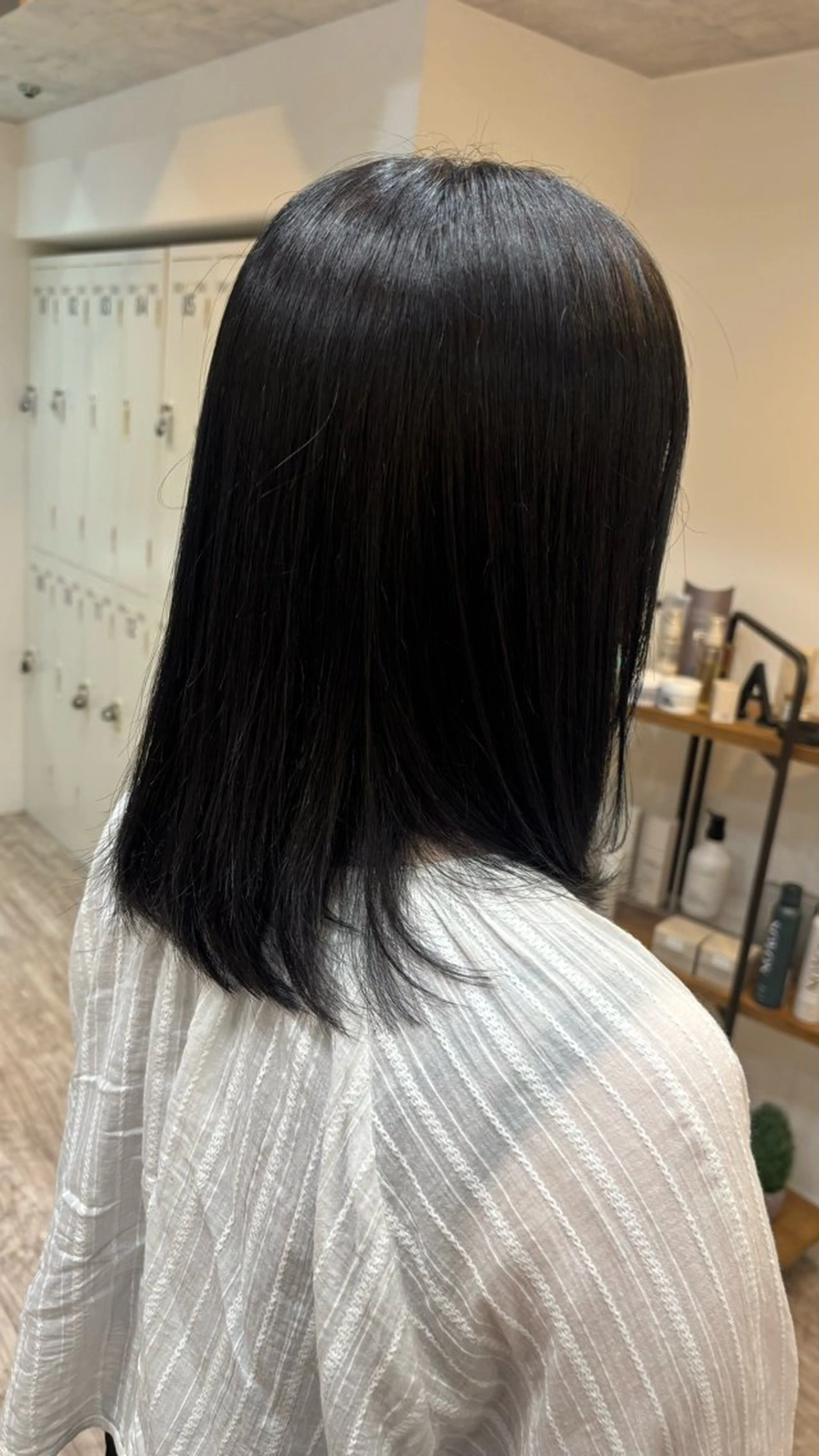 ミディアム ヒグチ ハルナのヘアスタイル