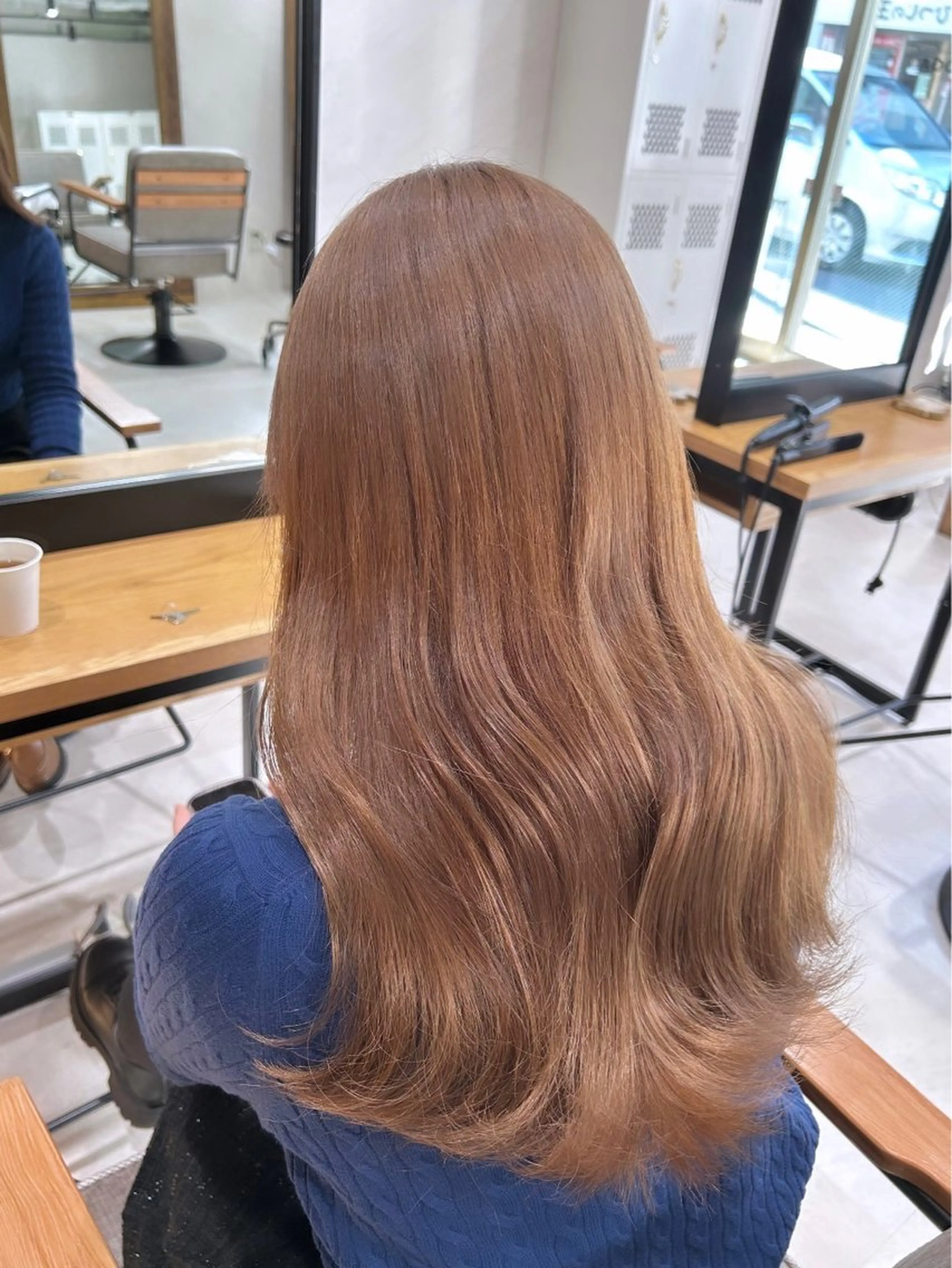 ミディアム カラー ベージュカラー ブリーチ ケアブリーチ ミルクティーベージュ トリートメント カット ヘアカラー トリートメント ヘアセット 🌷横浜/レイヤー /艶カラー🌷のヘアスタイル
