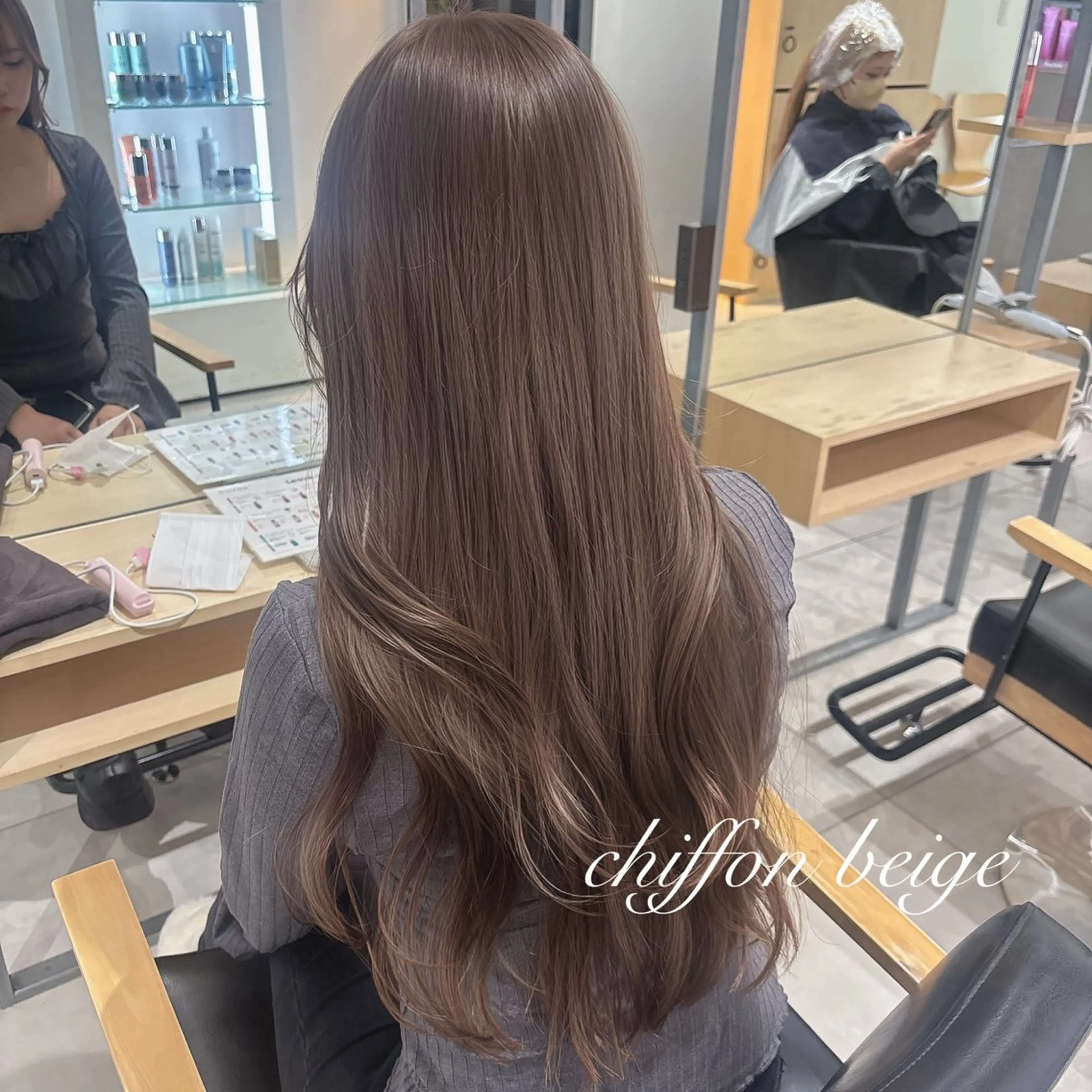 セミロング カラー ヘアアレンジ ヘアカラー トリートメント ベージュ/グレージュ 🧸あやか/表参道のヘアスタイル