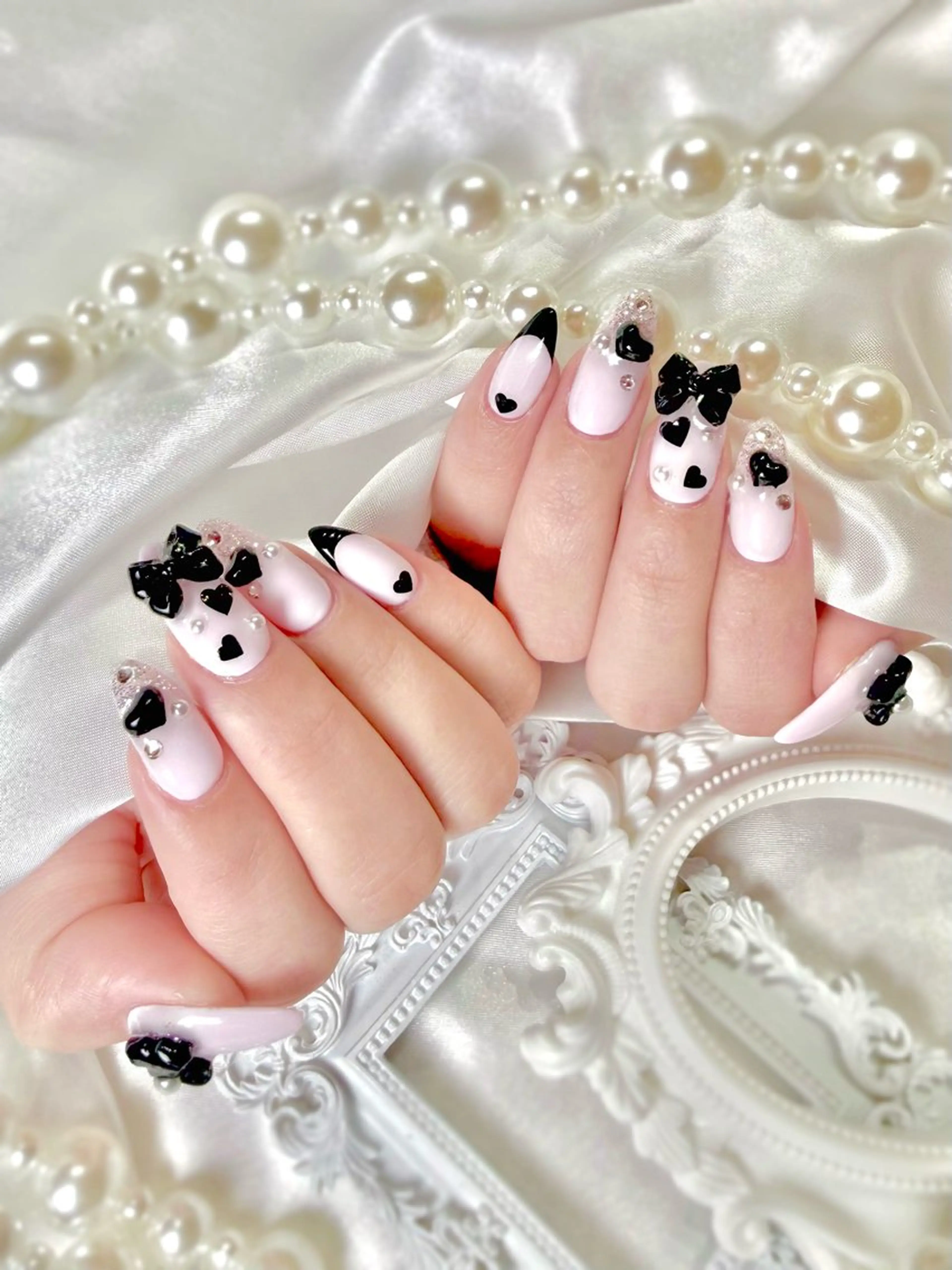 ネイル アートネイル Rits Nail所属・RitsNail 🤍 RENAのネイルデザイン