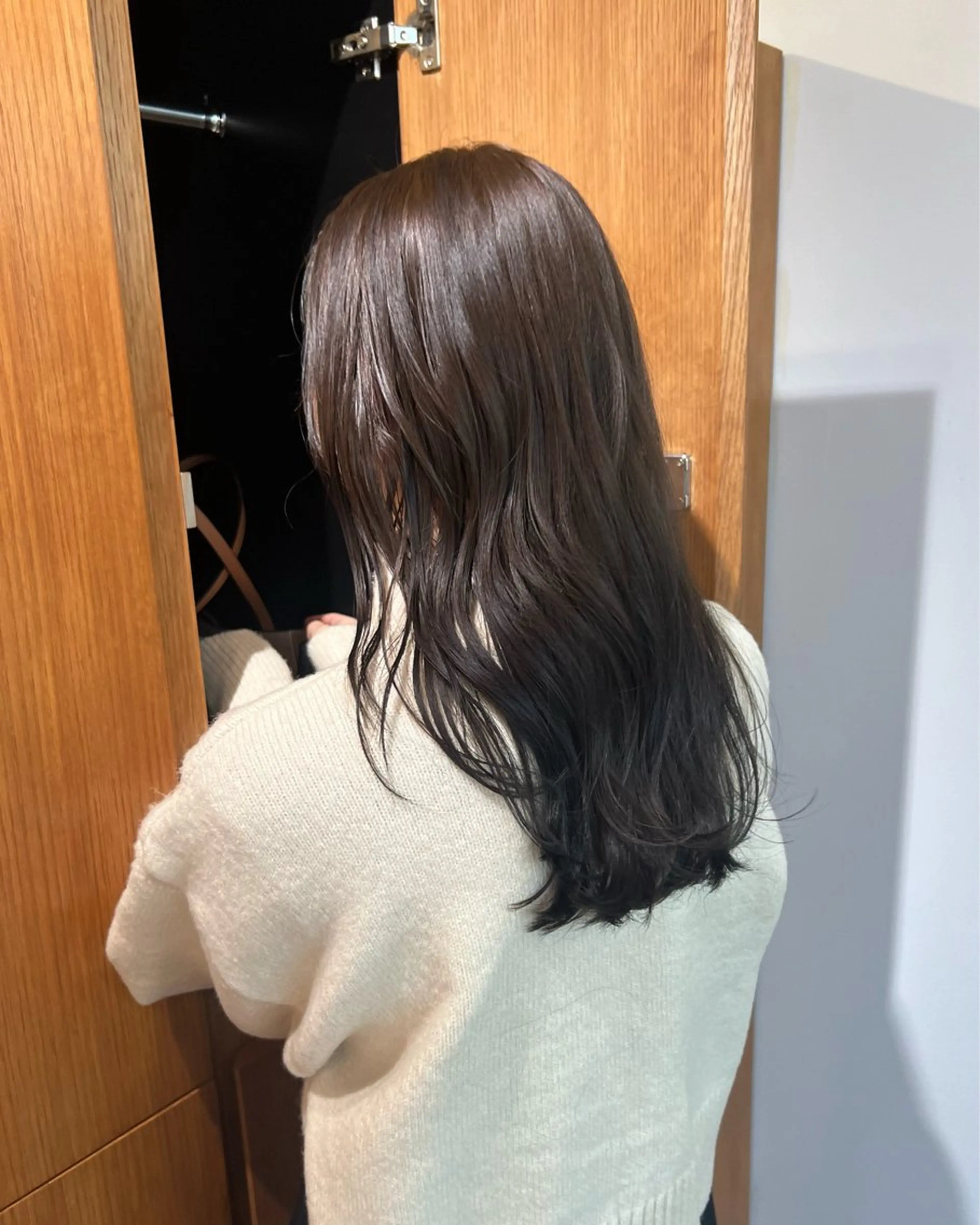 カラー aiko【艶カラー ・ミニモ年内で終了】のヘアスタイル