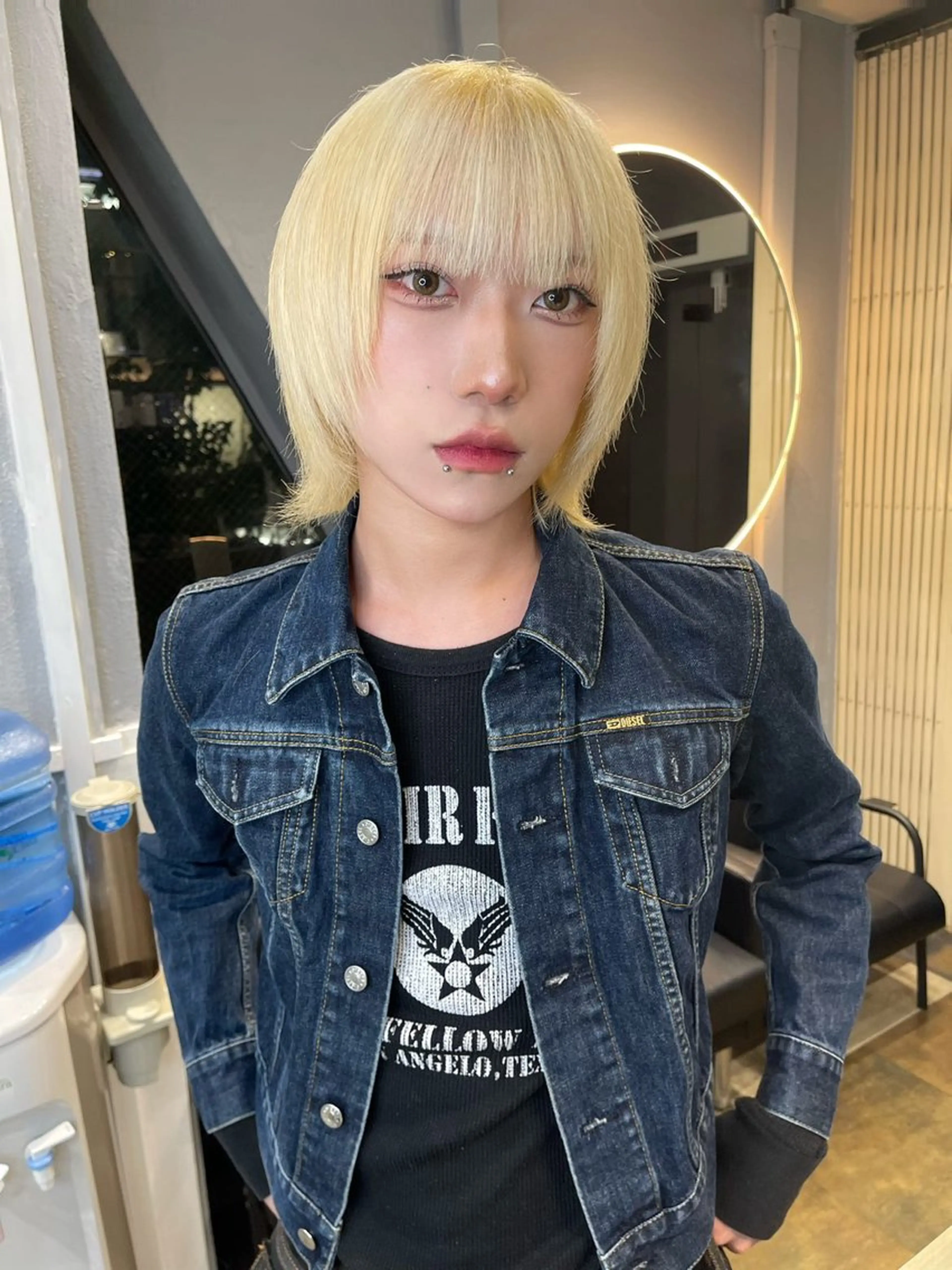 カラー メンズ TATSUブリーチ/ ミルクティーベージュのヘアスタイル