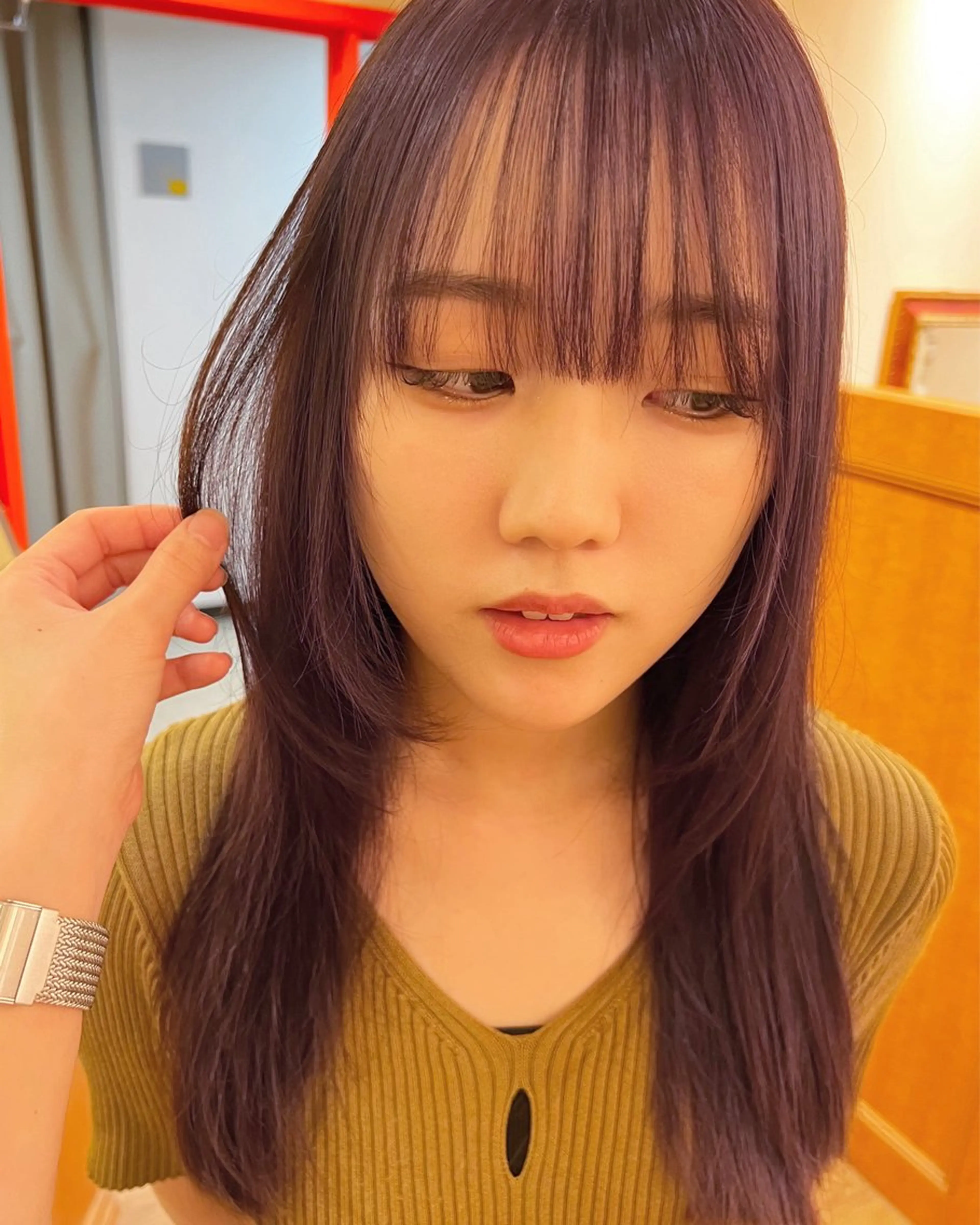 セミロング 顔まわりレイヤー レイヤーカット Lita所属・Lita KANAのヘアスタイル