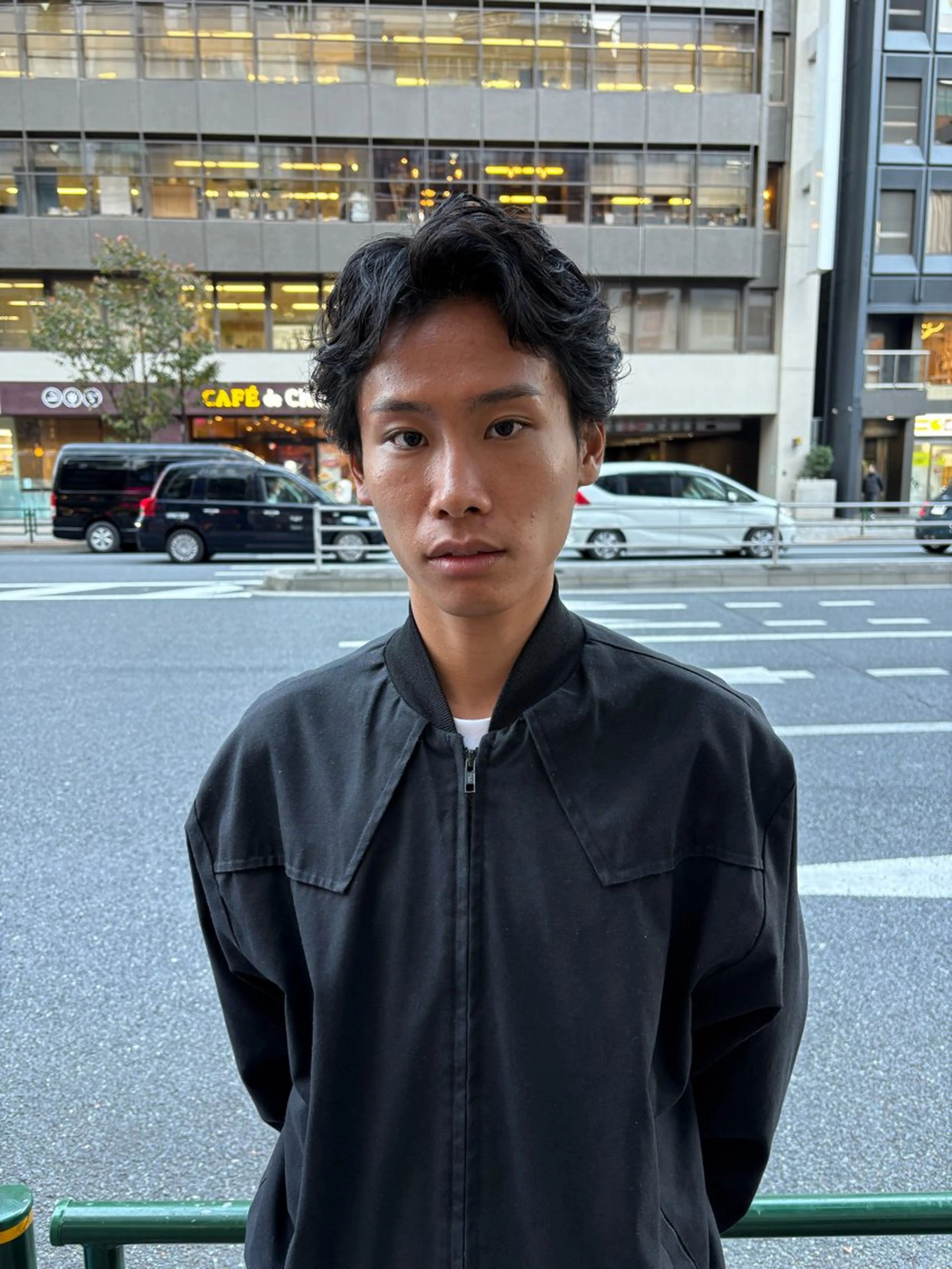 ショート パーマ メンズ メンズブリーチ フェザーパーマ メンズハイライト メンズインナーカラー メンズパーマ カット パーマ トリートメント charme所属・💈メンズカット ✂︎伊藤大輝💈のヘアスタイル