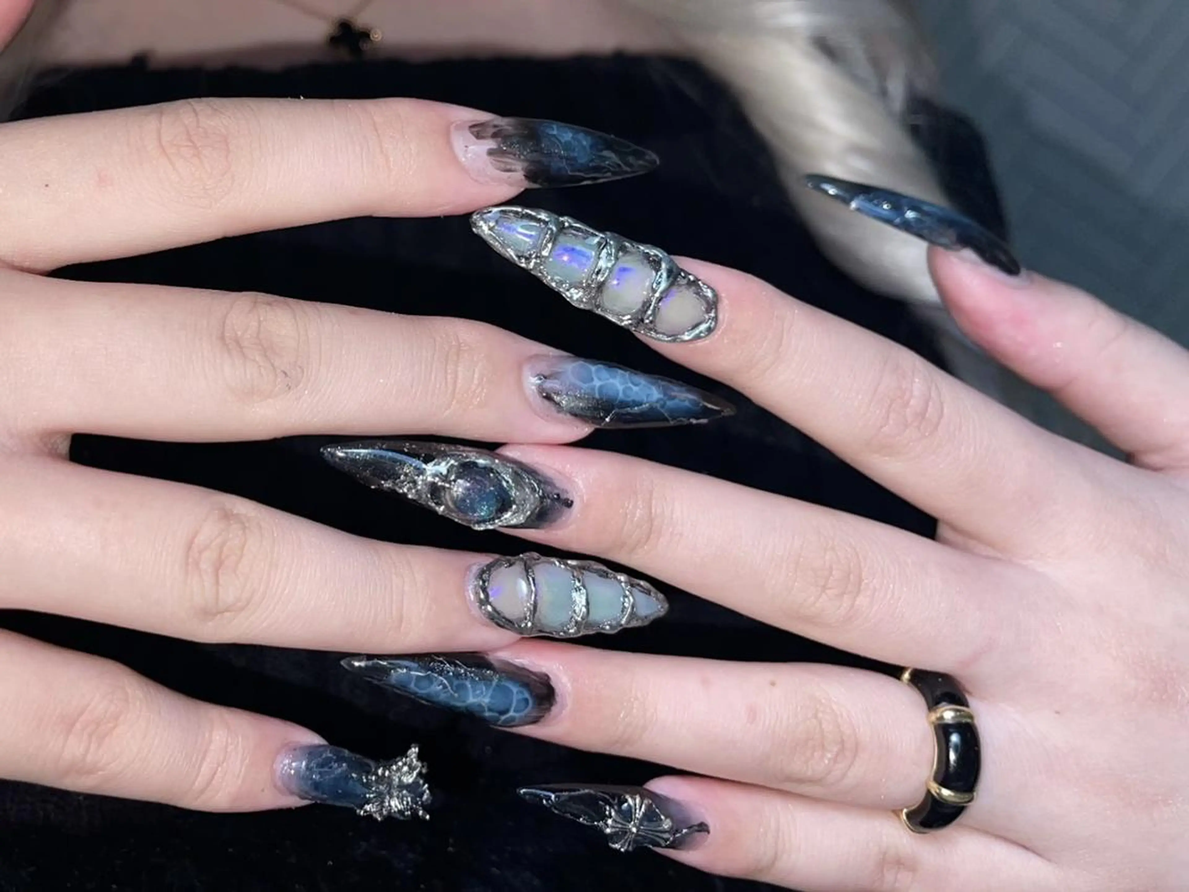 ネイル 🤎mini 🤍可愛らしいネイルのネイルデザイン