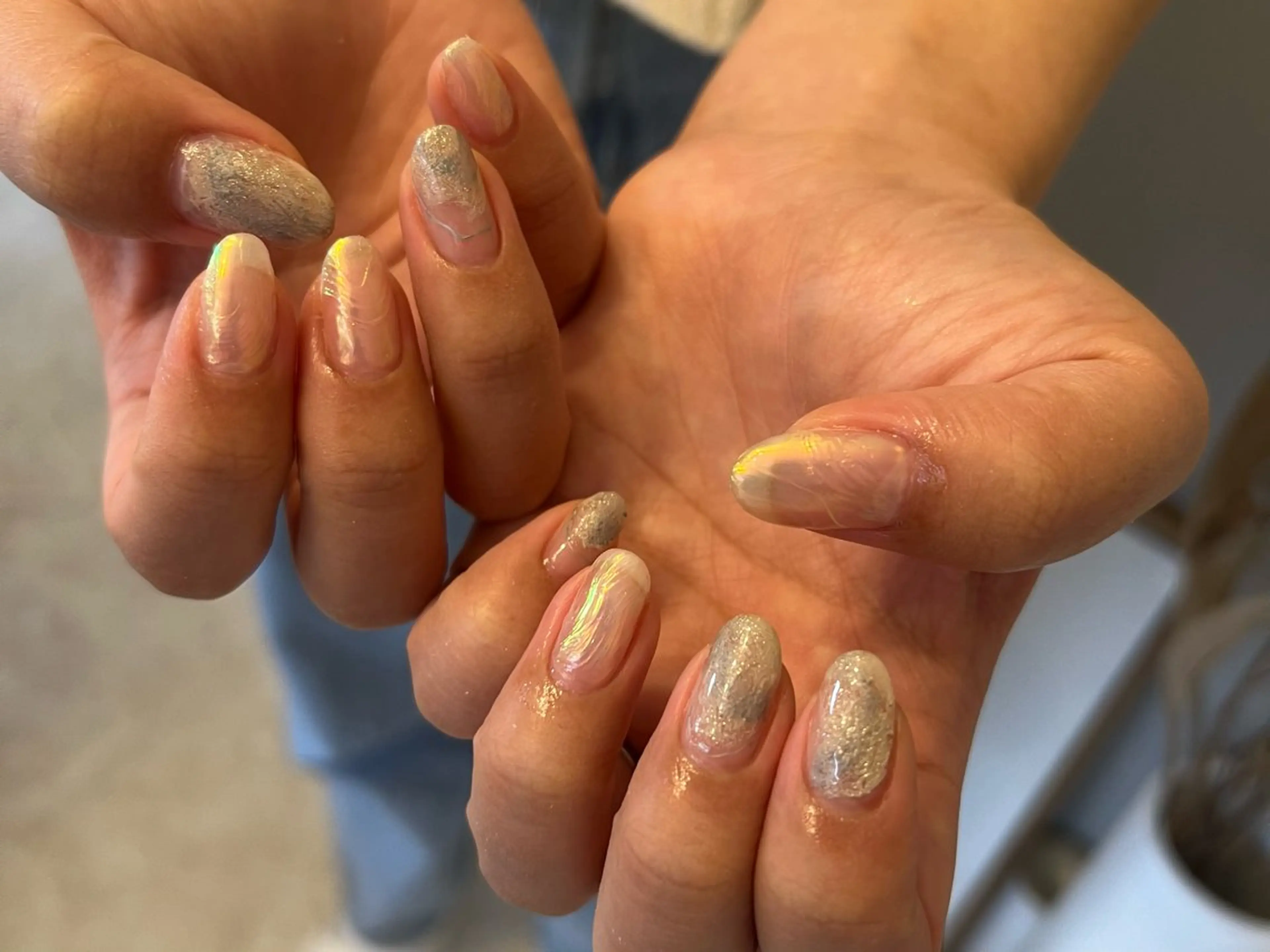 ネイル オーロラネイル ニュアンスネイル ハンドネイル sode shioriのネイルデザイン