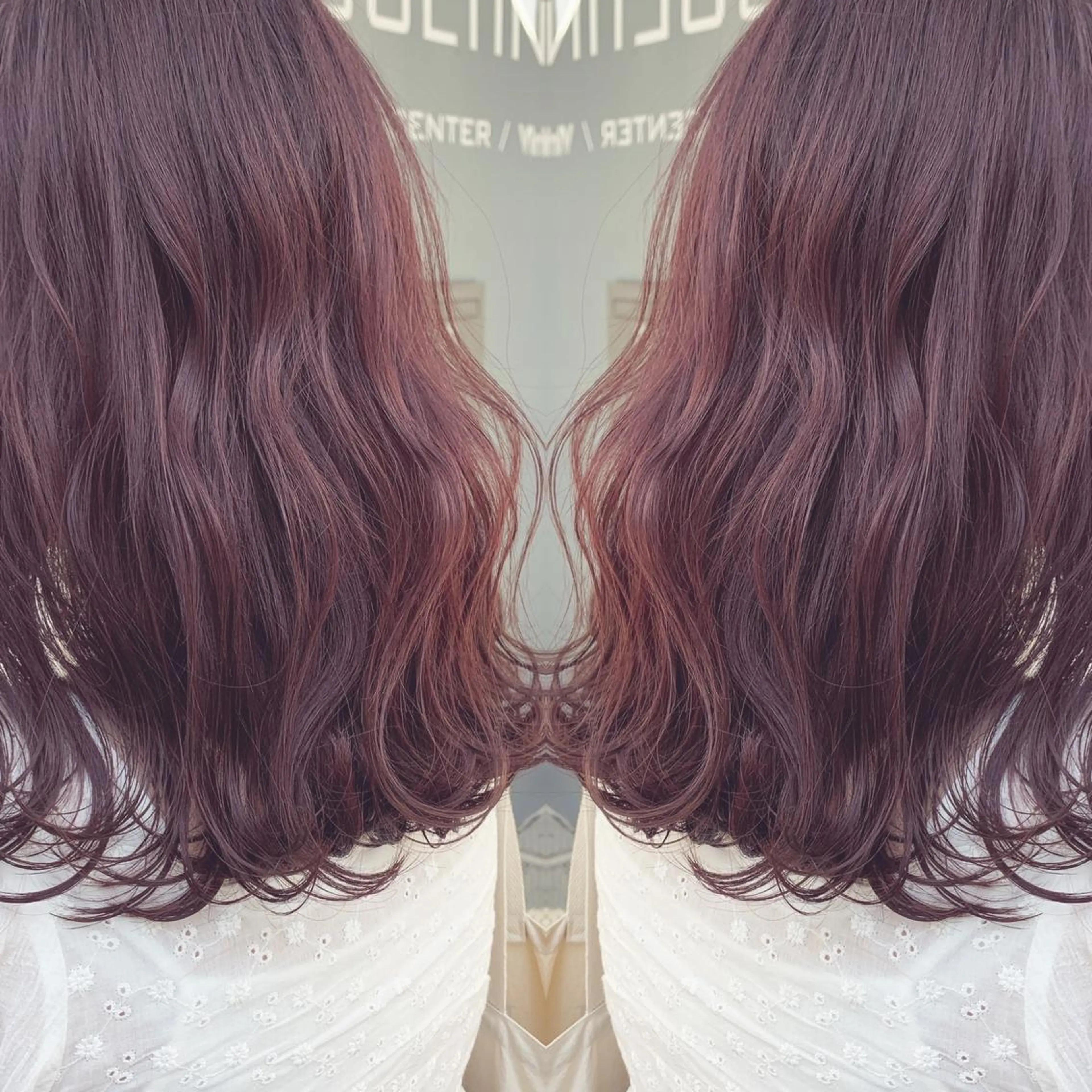 セミロング カラー ネイル ヘアカラー トリートメント ハイトーン&暗髪🔥 表参道二刀流マエダのヘアスタイル