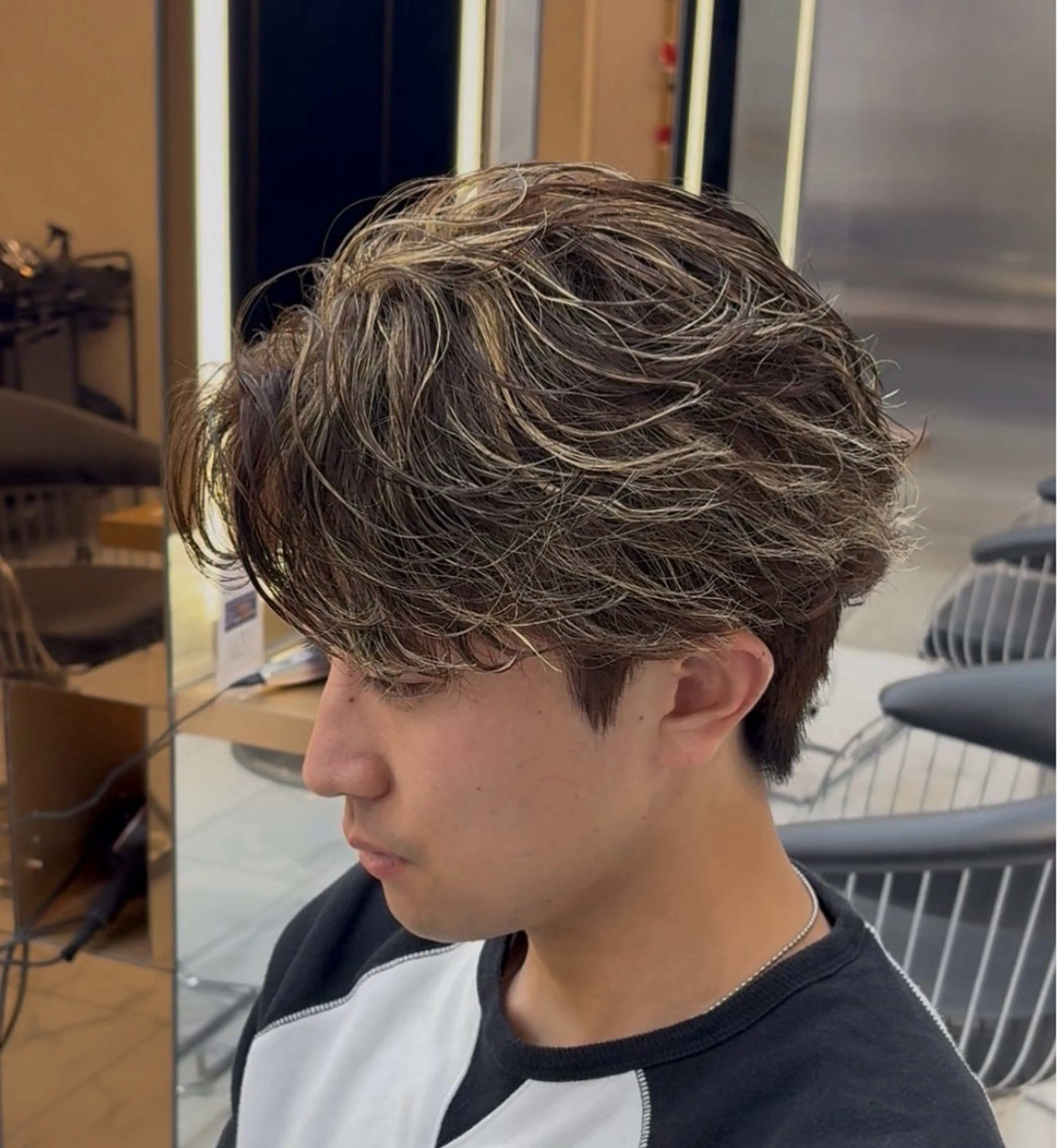 ミディアム カラー パーマ カット ヘアカラー パーマ tatsuya /フェザーパーマのヘアスタイル