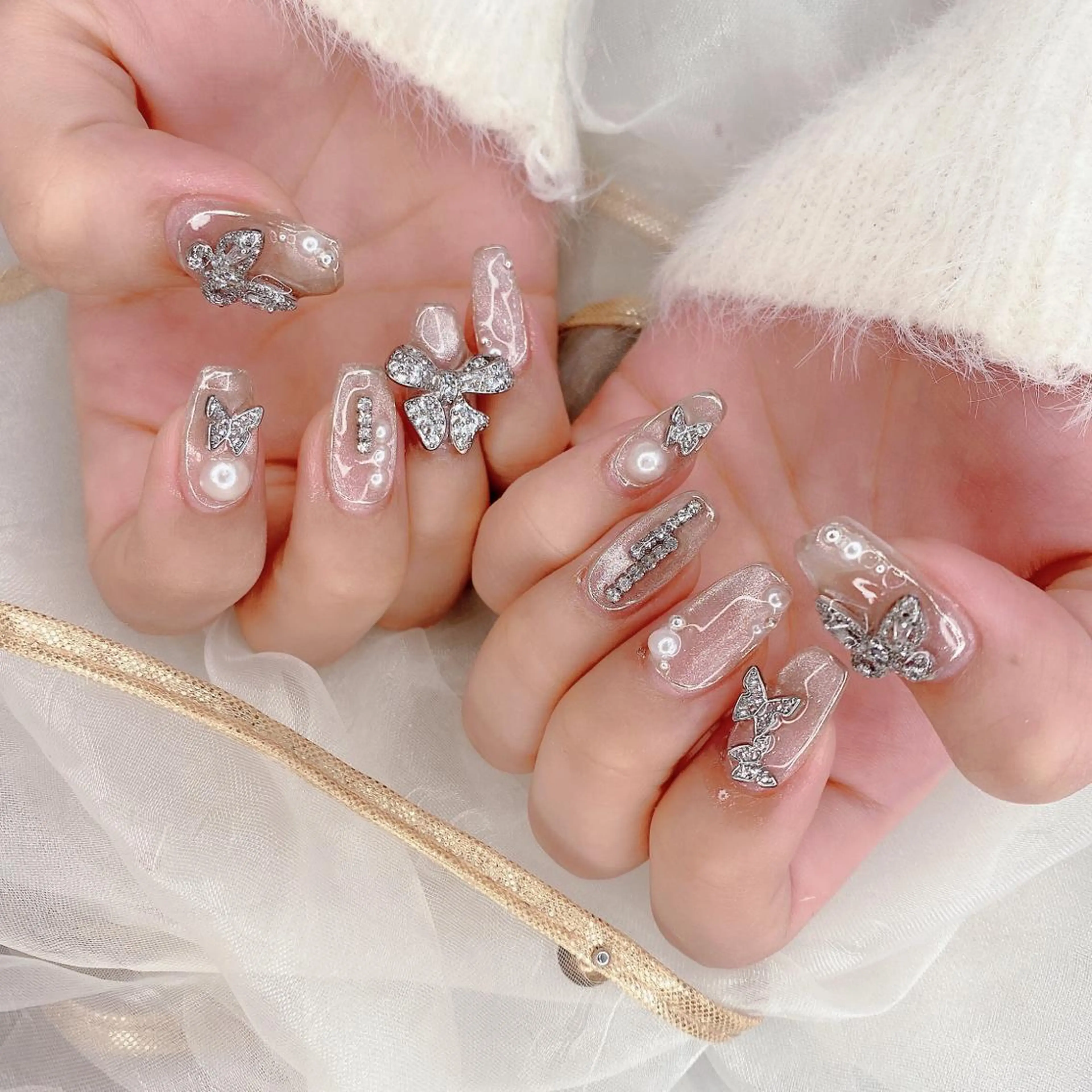 ネイル シルバー Babarla　Nail　Salon所属・babarla Nailのネイルデザイン
