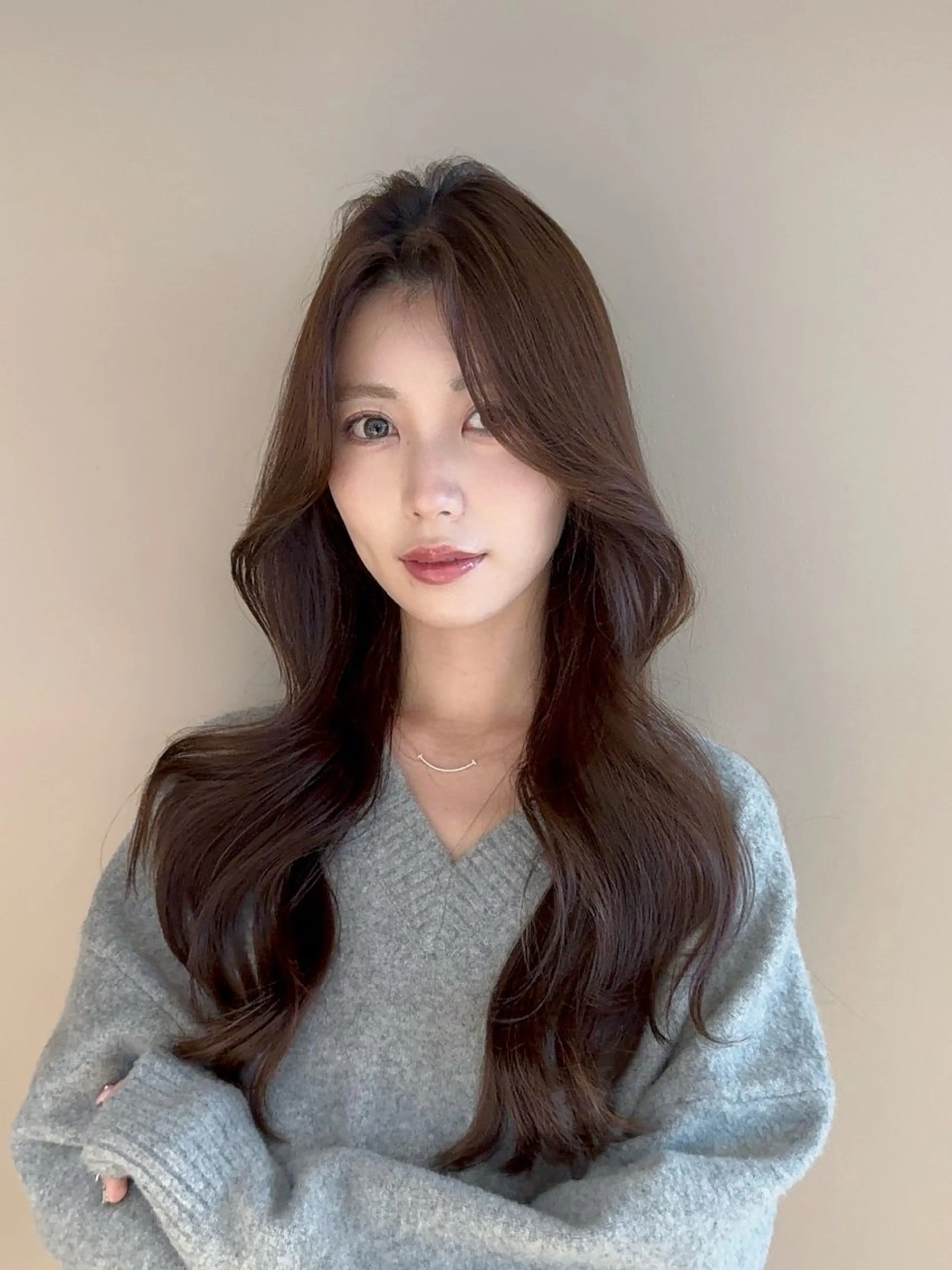 ミディアム カラー ヘアアレンジ カット ヘアカラー トリートメント 最小顔周り&レイヤー 特化/池袋/kokiのヘアスタイル