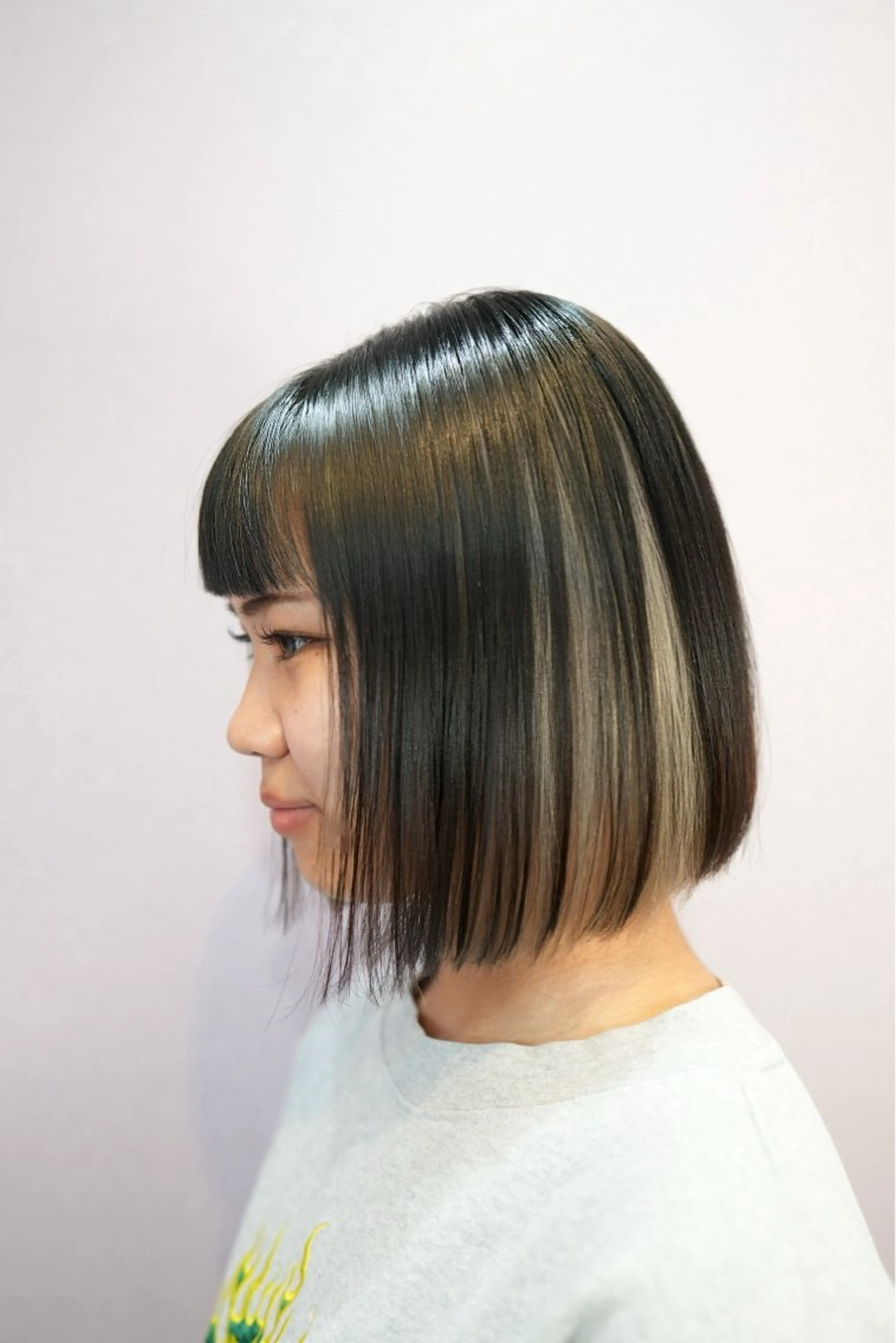 カラー NEO Day FRAMEのヘアスタイル