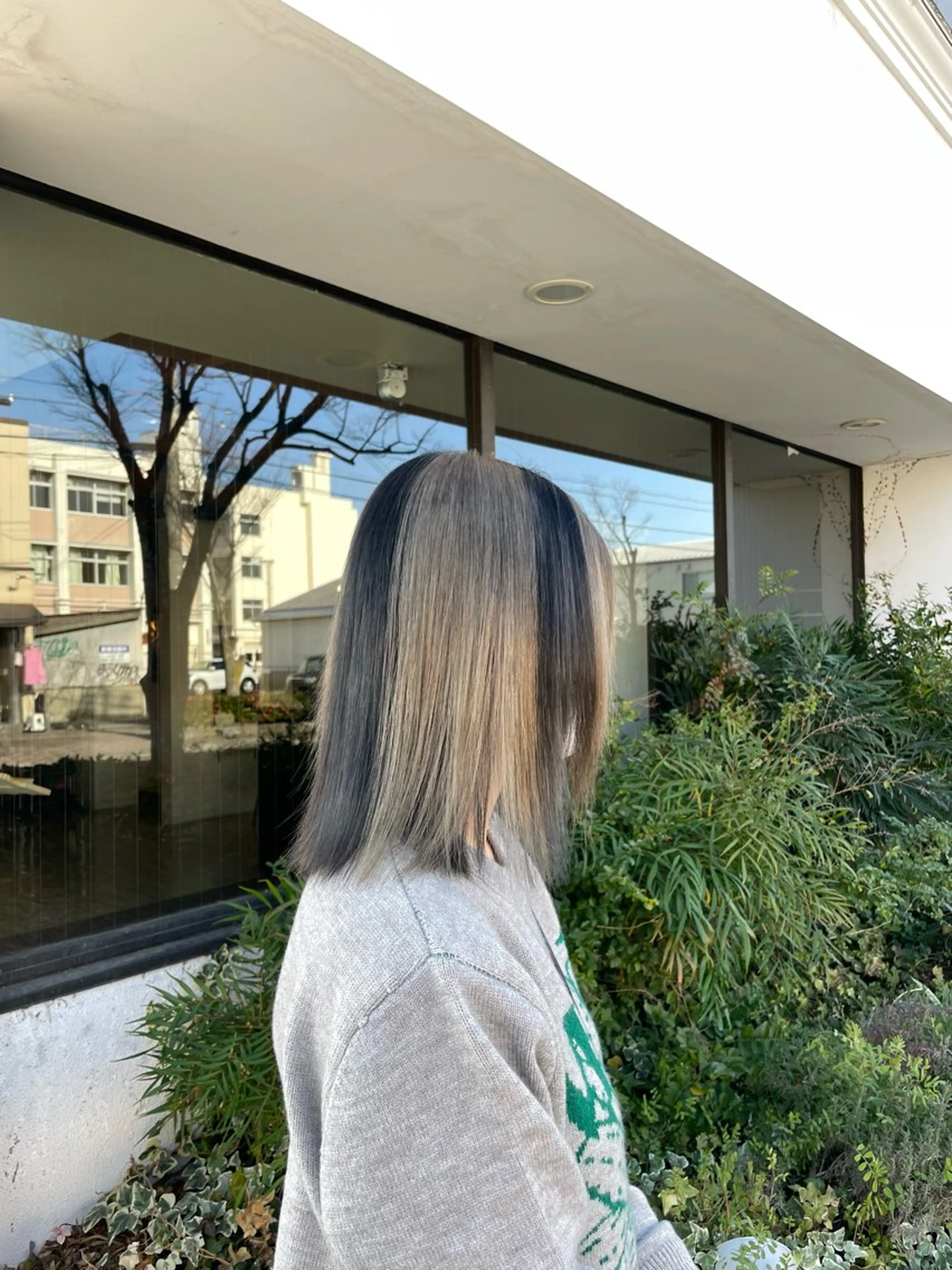 ミディアム ROZA germe所属・SHIO / ハイトーンカラーのヘアスタイル