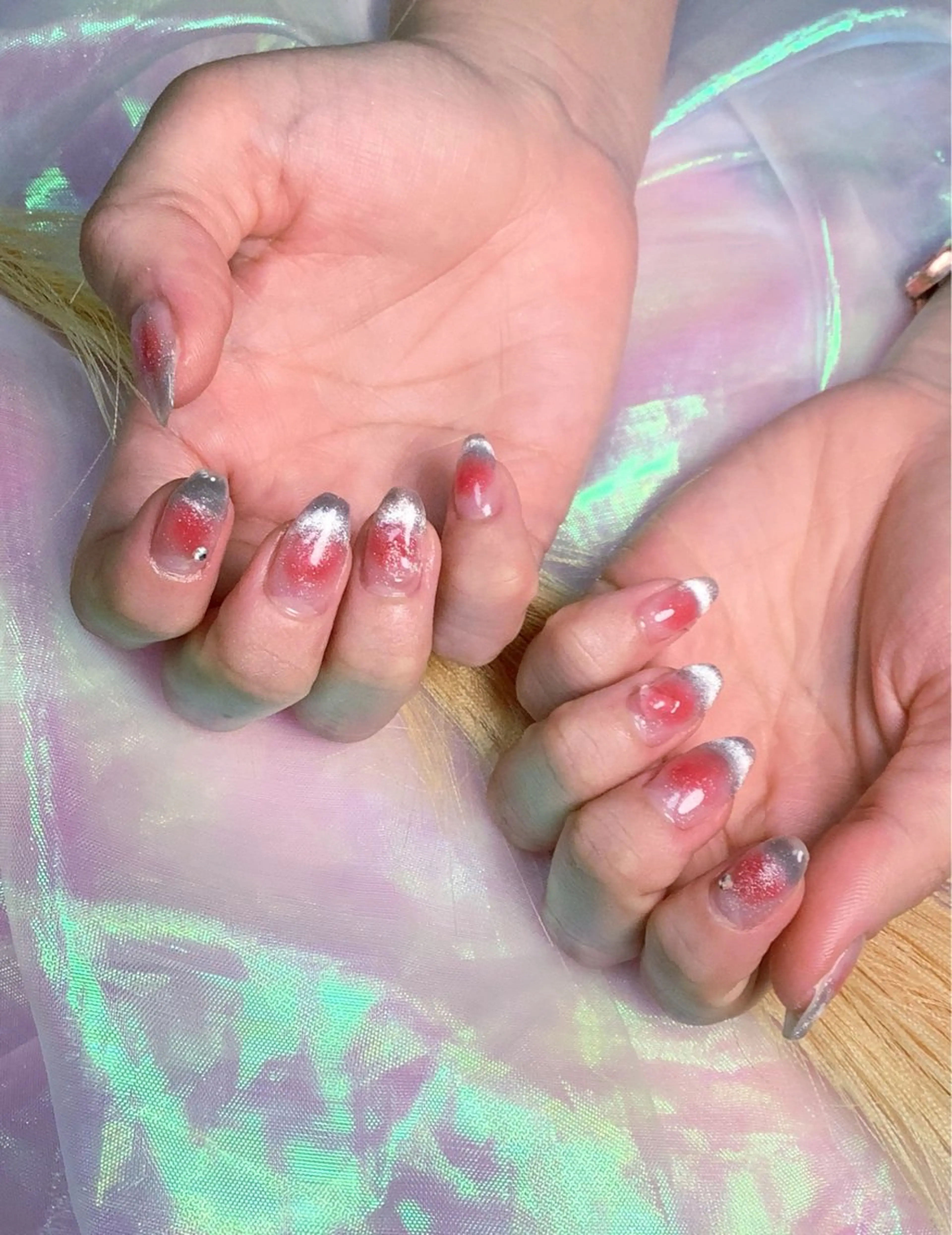 ネイル pink ladyサロン所属・べ にのネイルデザイン