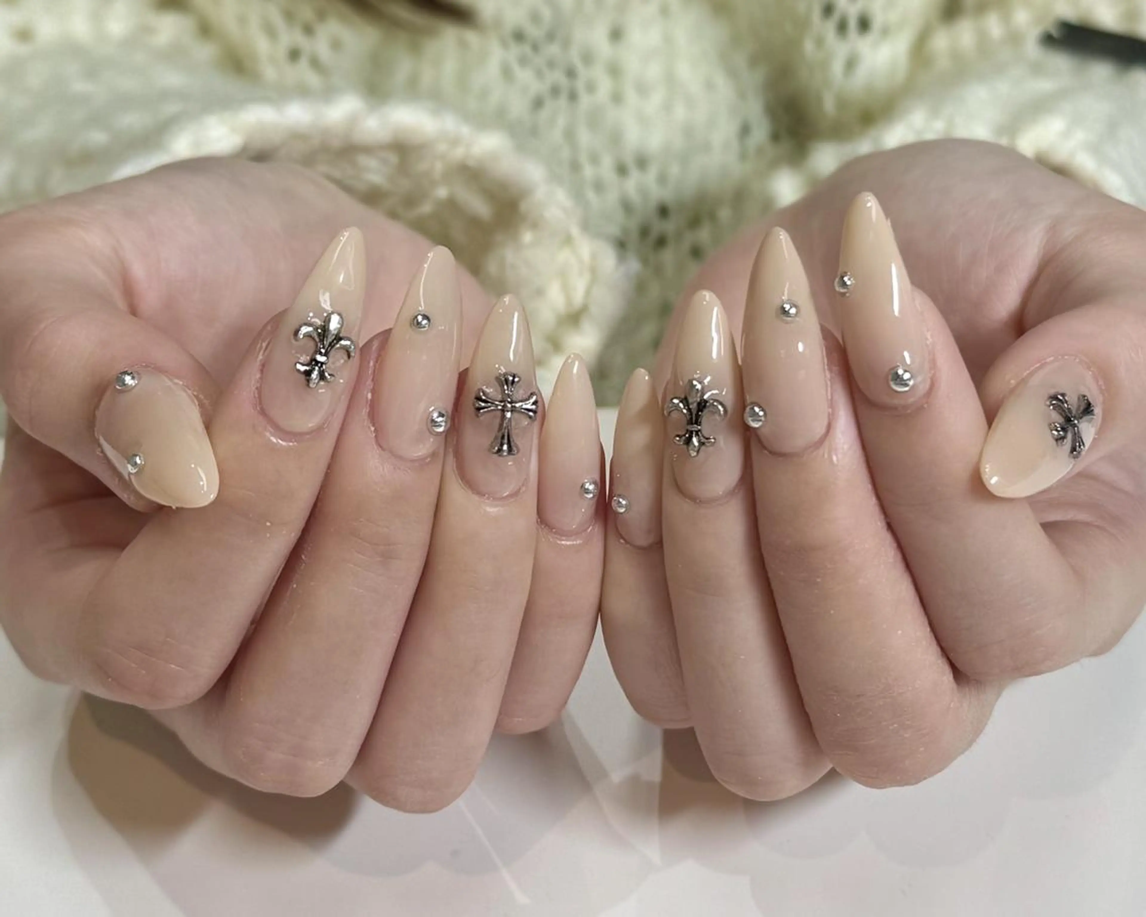ネイル ハンドネイル ハンドケア 🍑 momo_nailのネイルデザイン