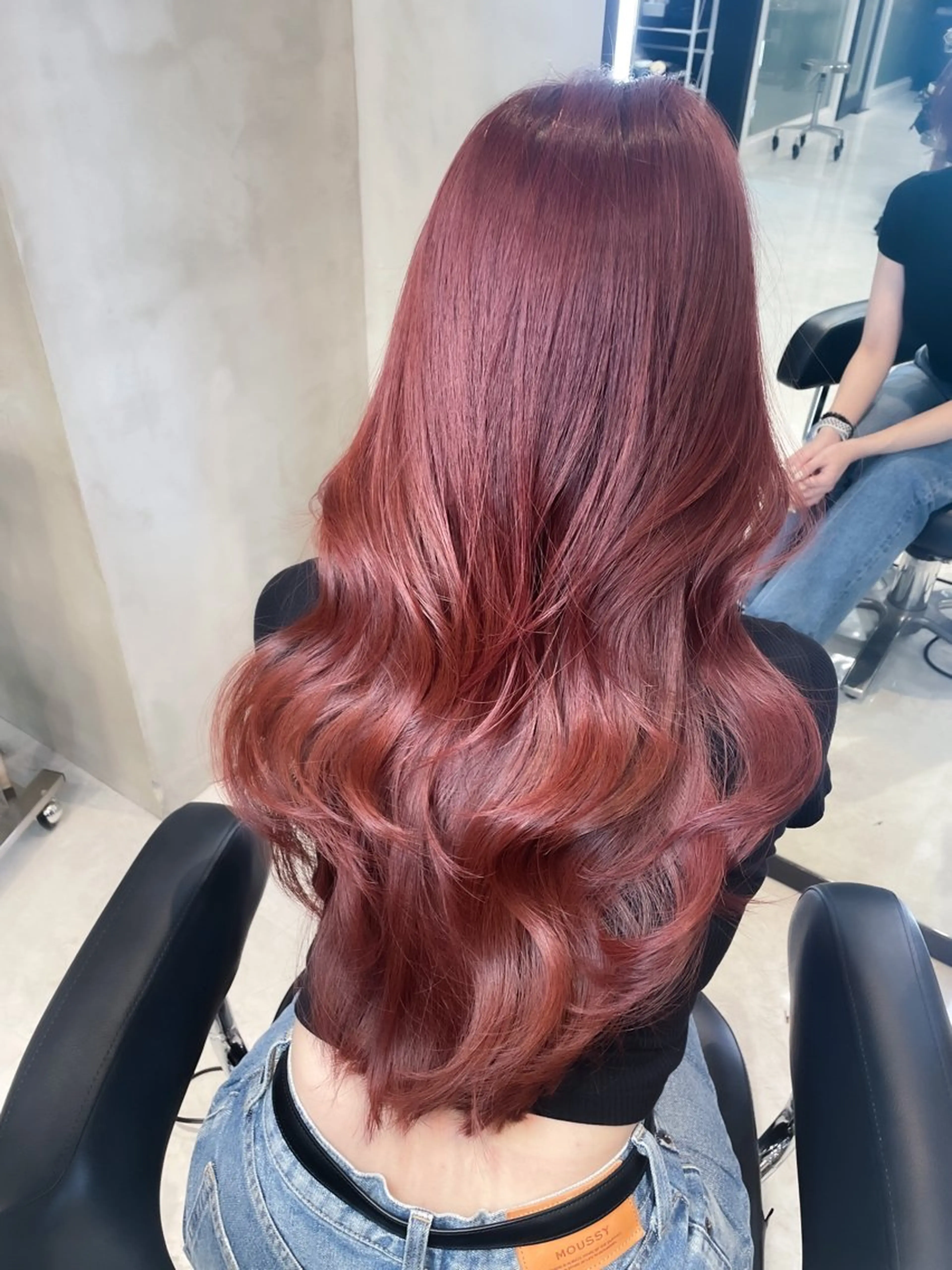 ロング カット ヘアカラー 韓国ヘア🇰🇷 YURIYAのヘアスタイル