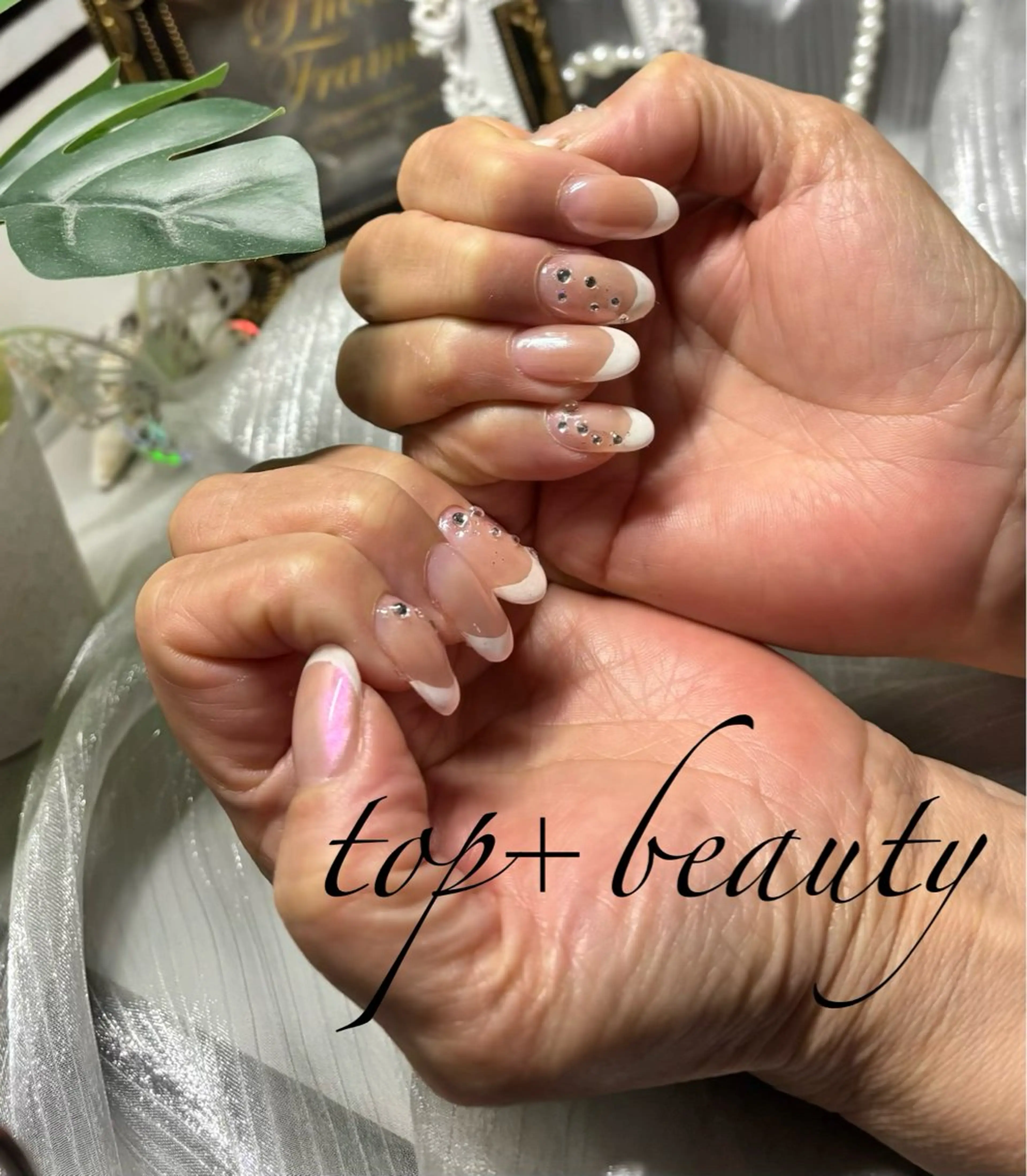 ネイル フレンチネイル ミラーネイル T + B ❇︎ ayuのネイルデザイン